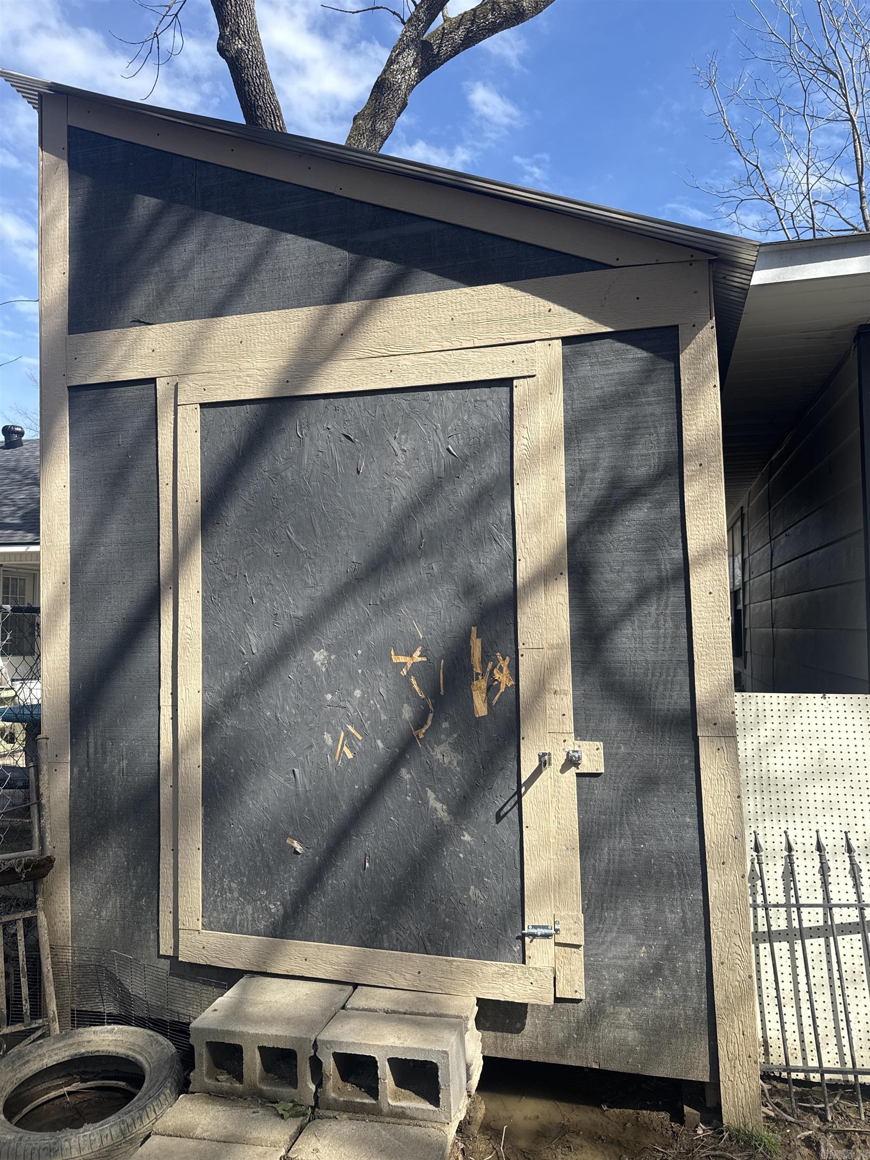 DAVIS & GARVIN - Residential