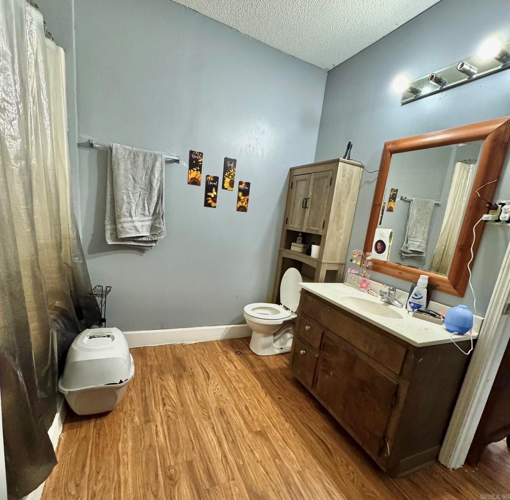 DAVIS & GARVIN - Residential