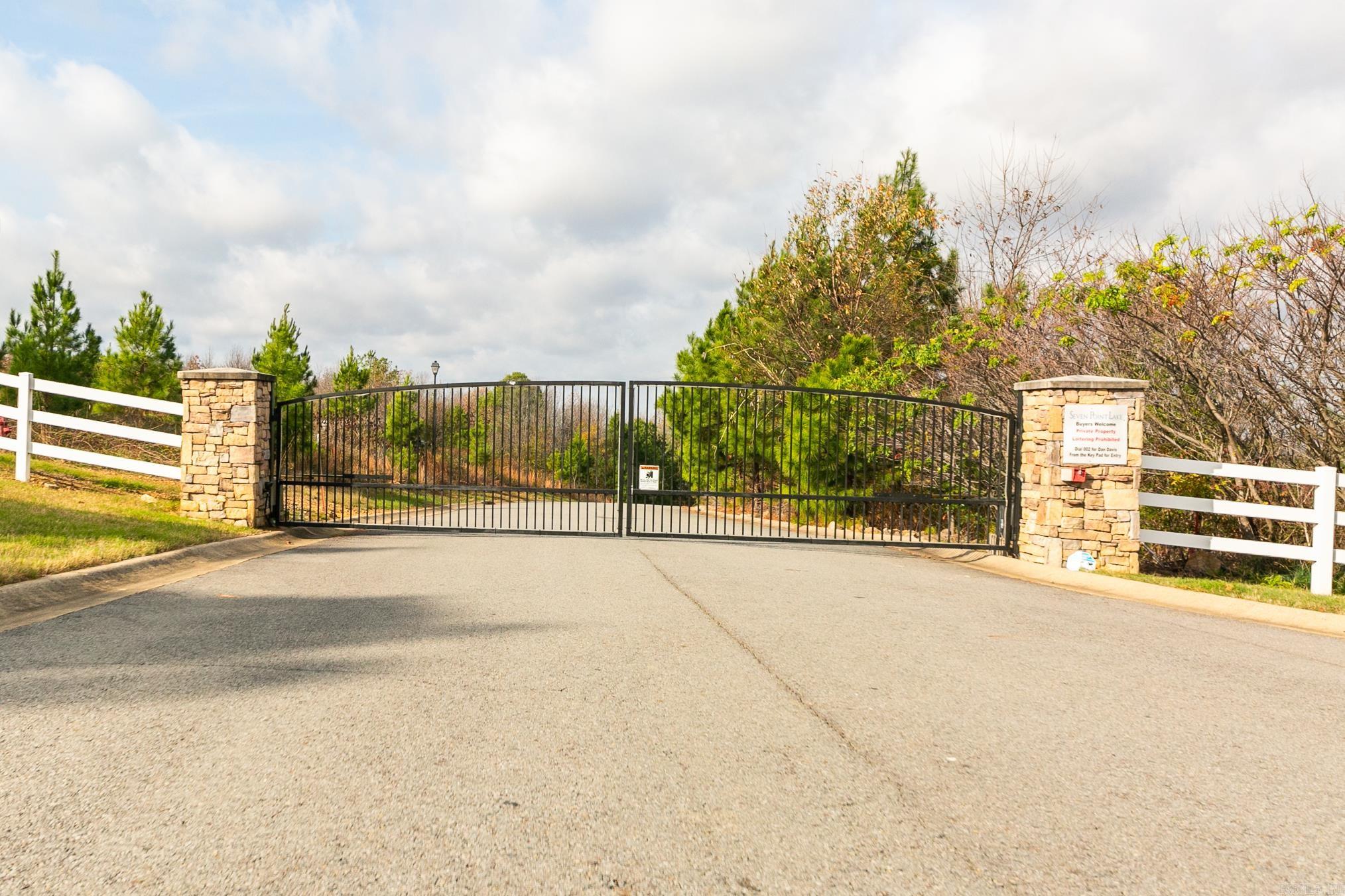 Seven Pointe Lake - Residential