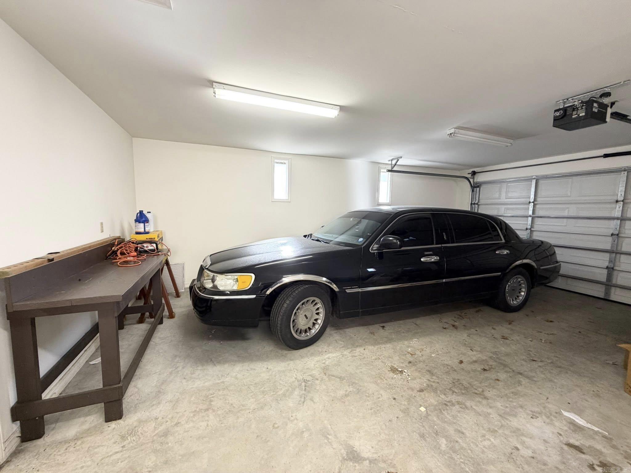 WOLFORD - Residential