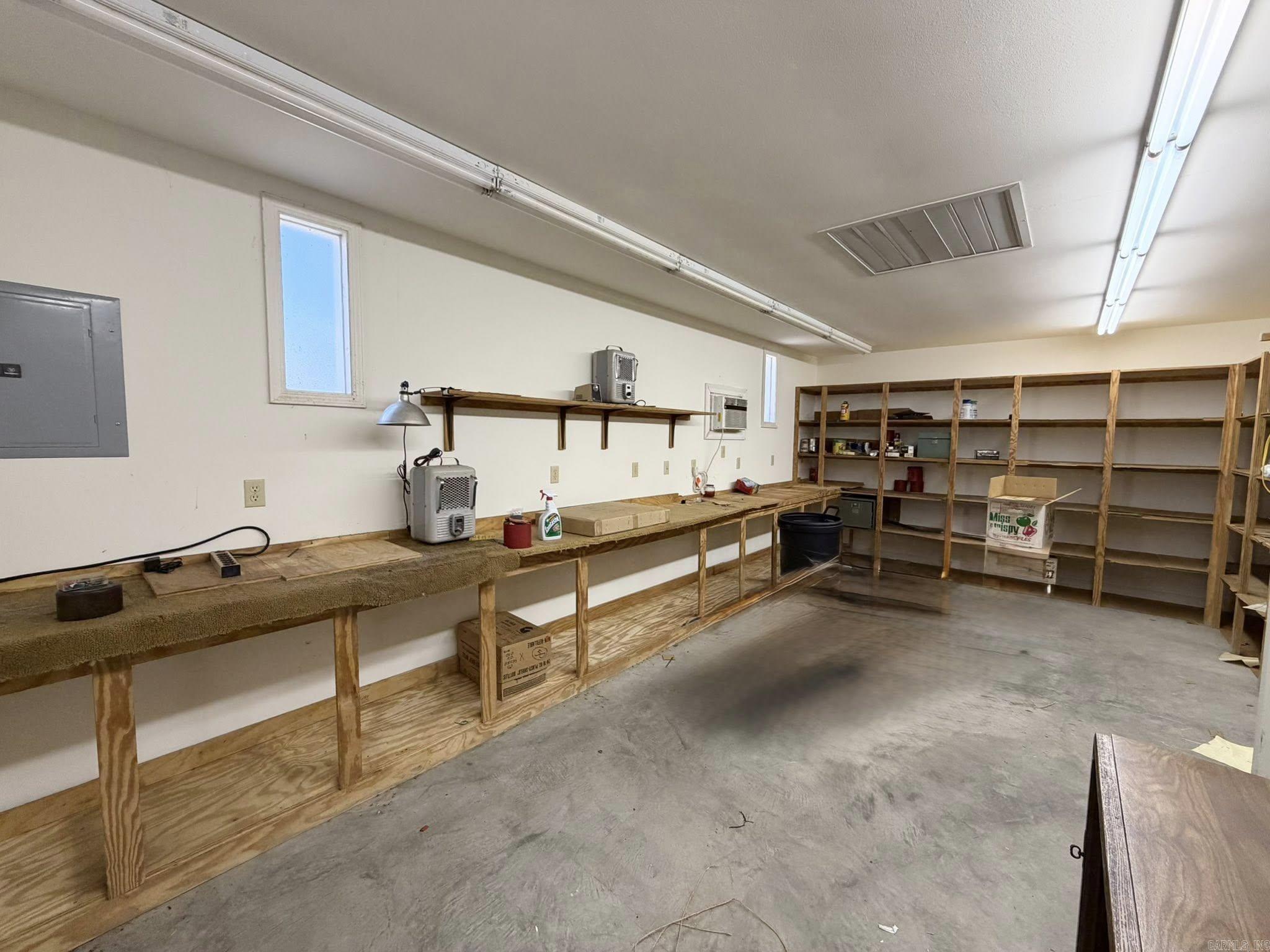 WOLFORD - Residential