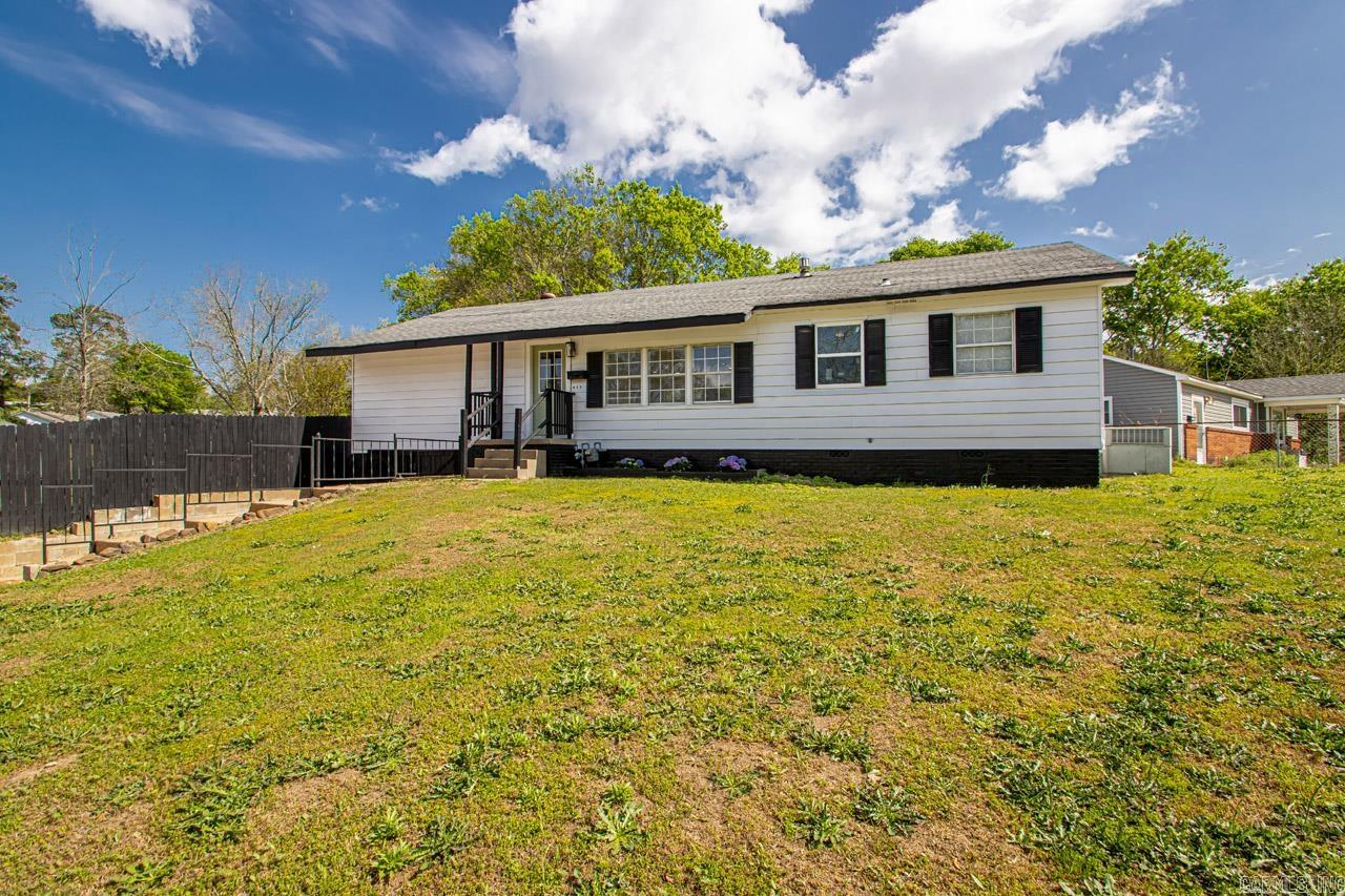 FOREST HILLS - Residential