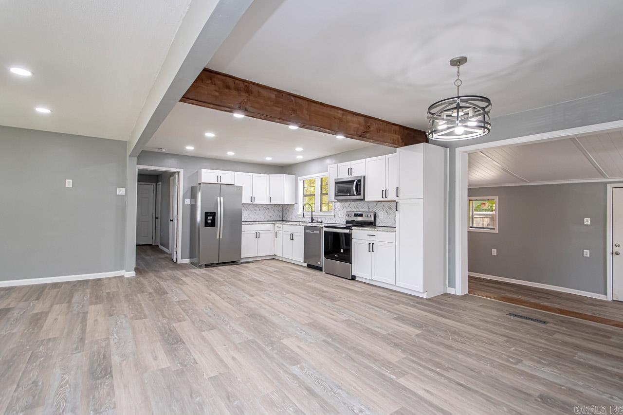 FOREST HILLS - Residential