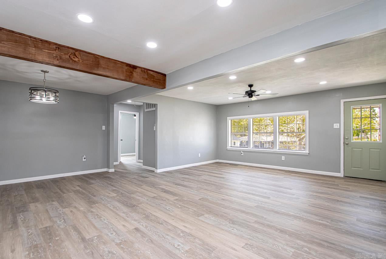 FOREST HILLS - Residential