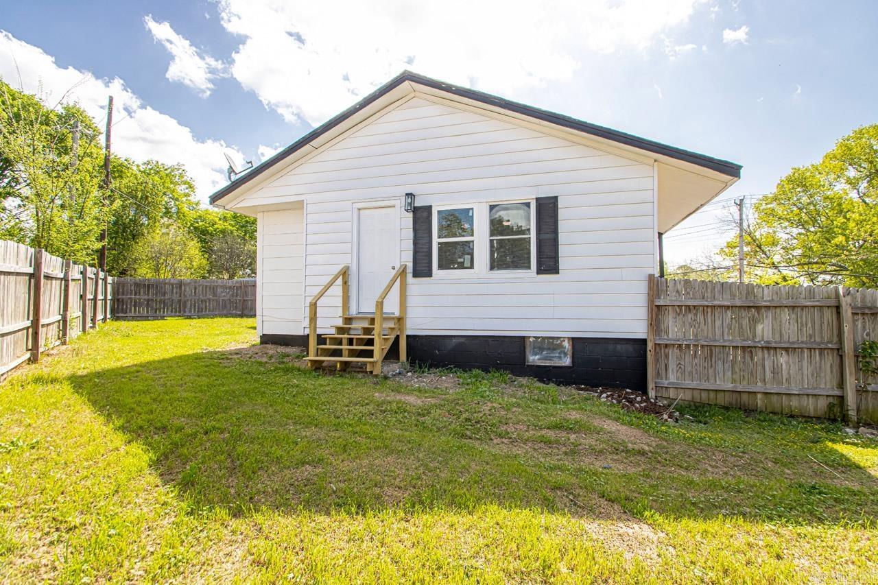 FOREST HILLS - Residential