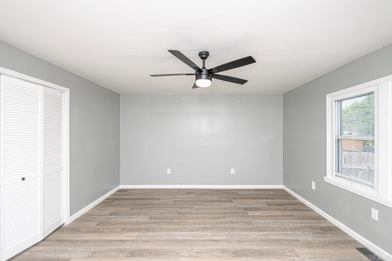 FOREST HILLS - Residential