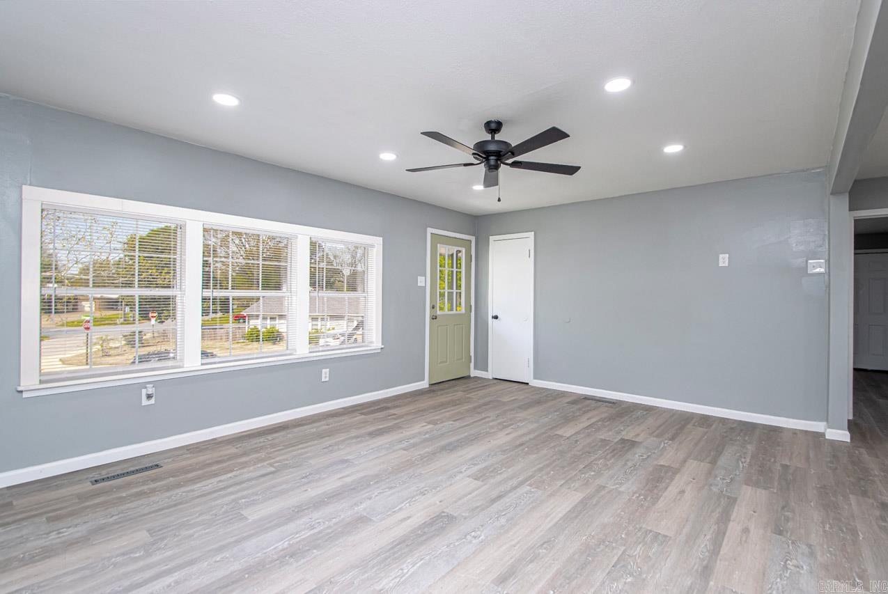 FOREST HILLS - Residential