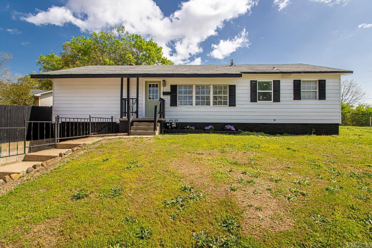 FOREST HILLS - Residential