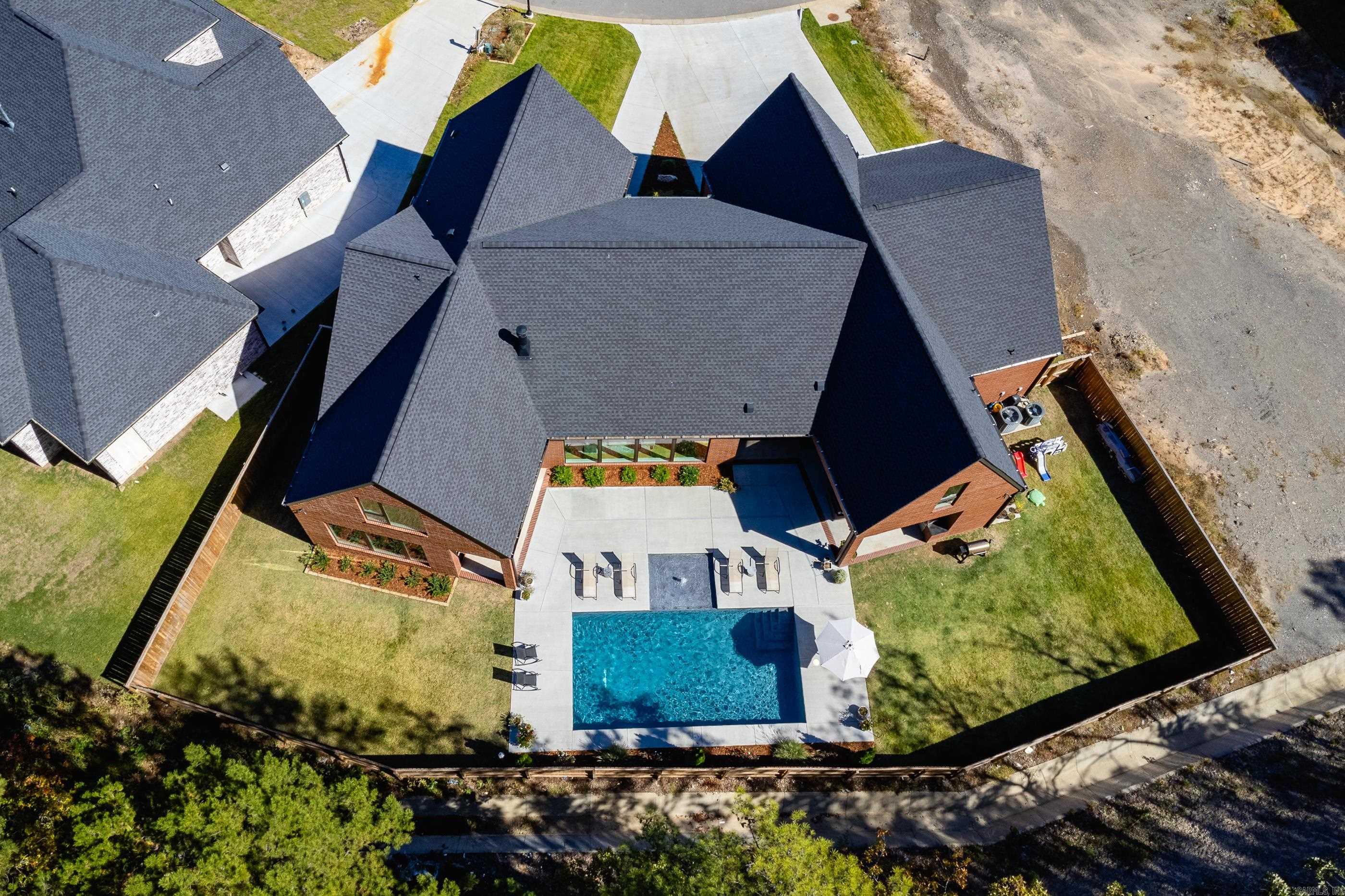 CHENAL VALLEY ABINGTON COURT - Residential