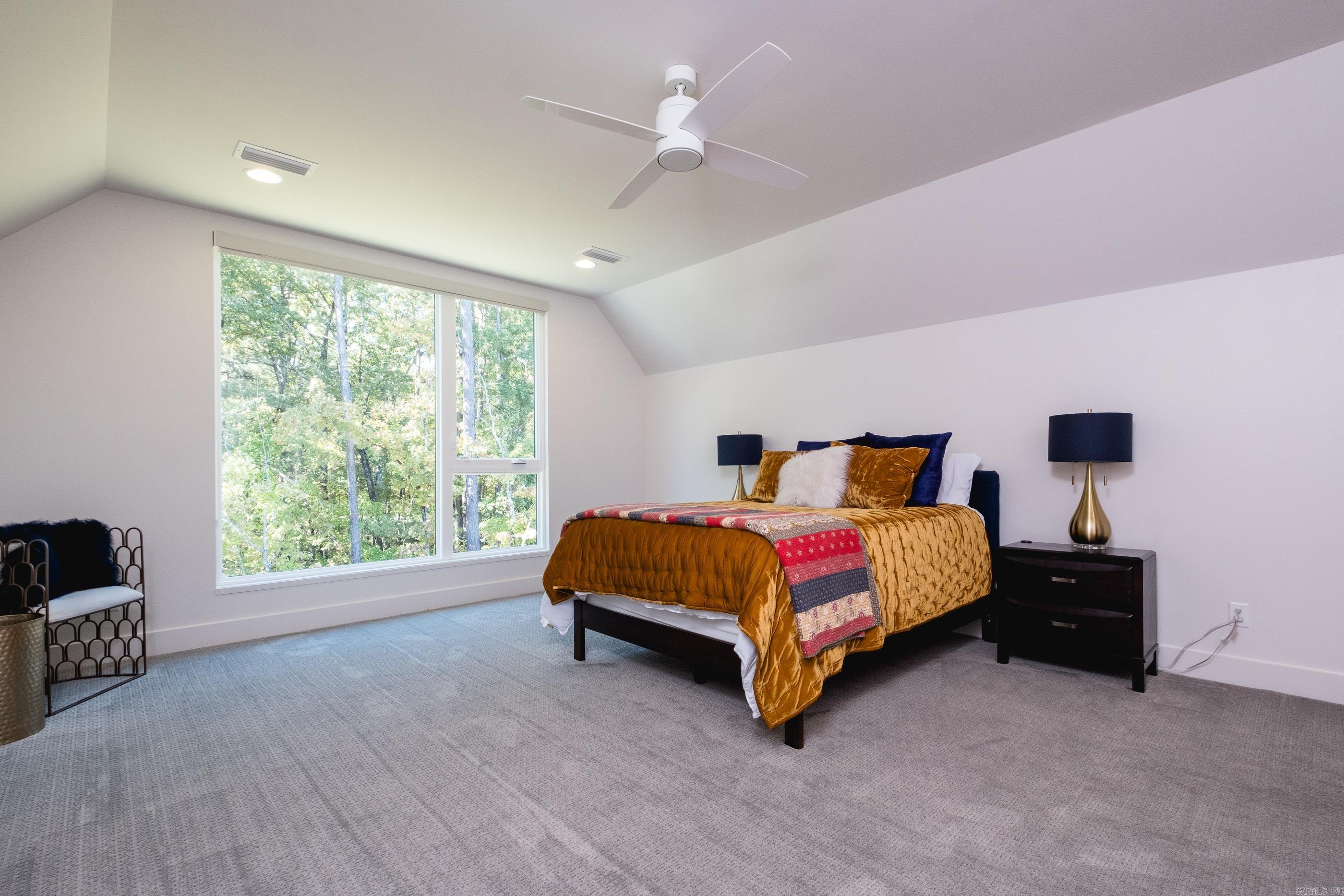 CHENAL VALLEY ABINGTON COURT - Residential