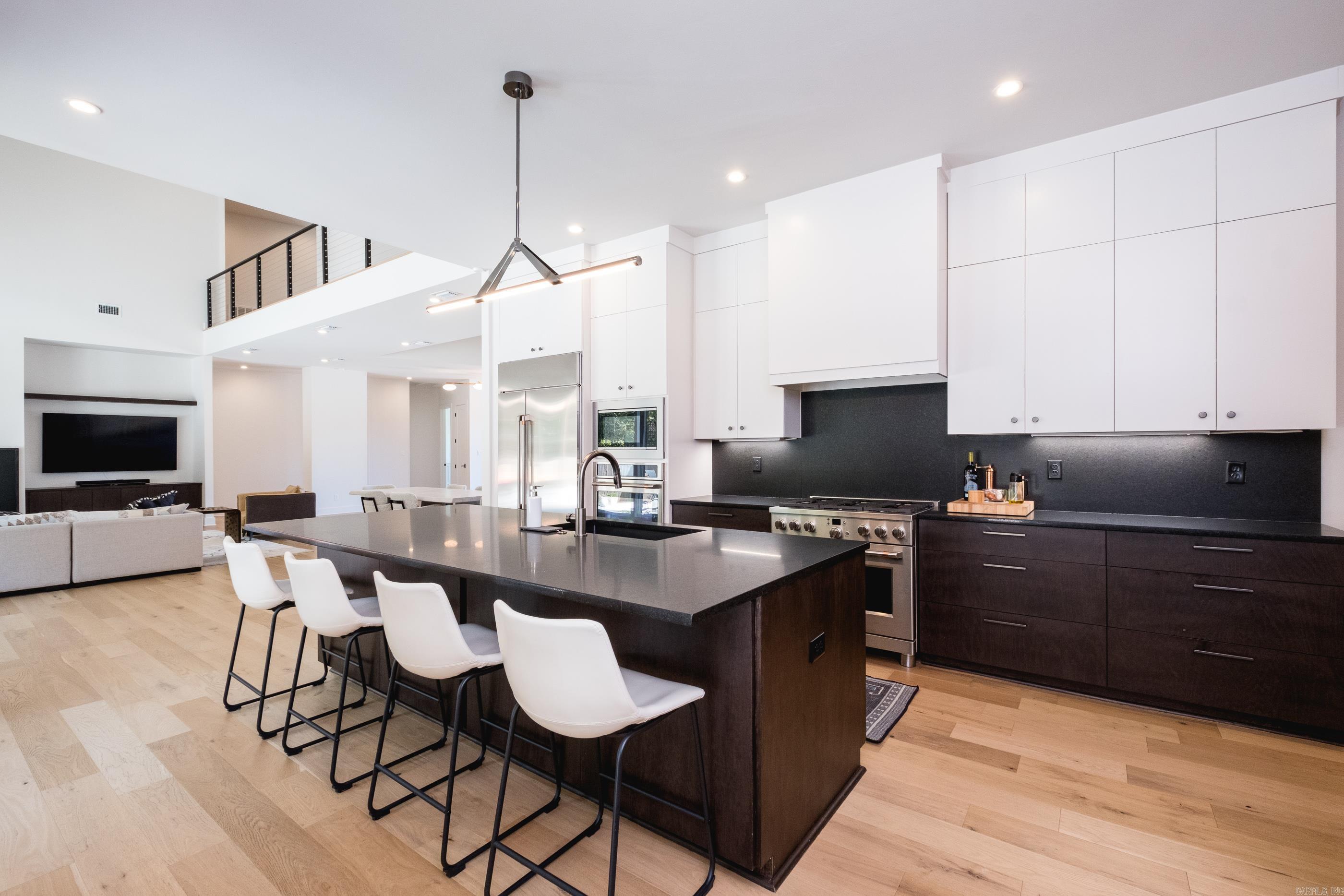 CHENAL VALLEY ABINGTON COURT - Residential