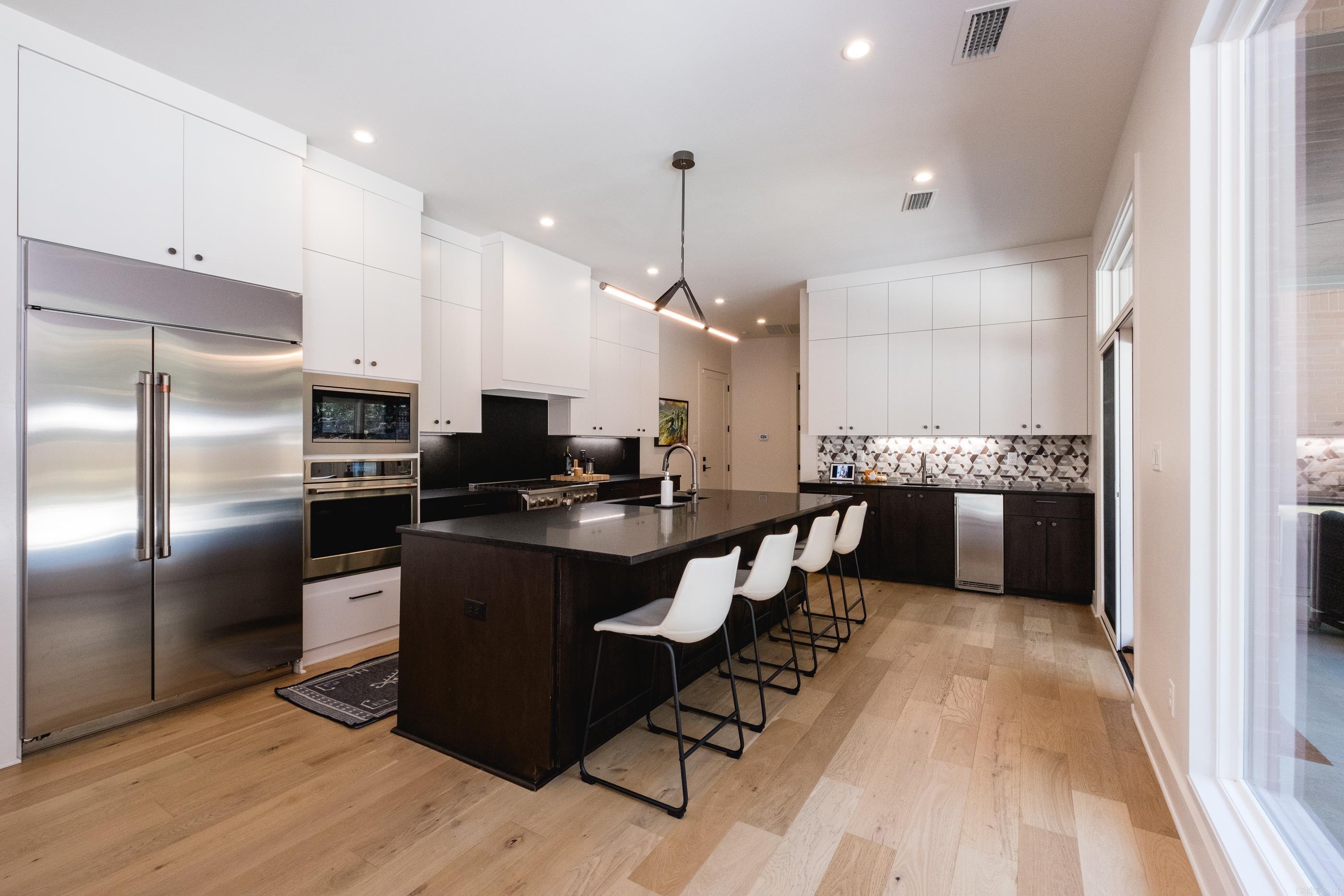 CHENAL VALLEY ABINGTON COURT - Residential