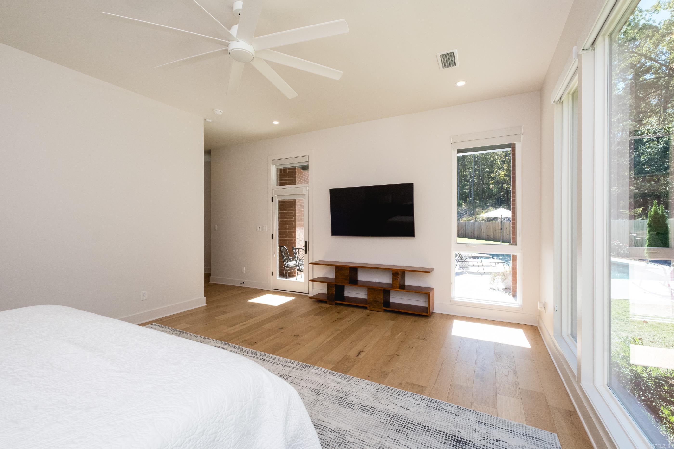 CHENAL VALLEY ABINGTON COURT - Residential