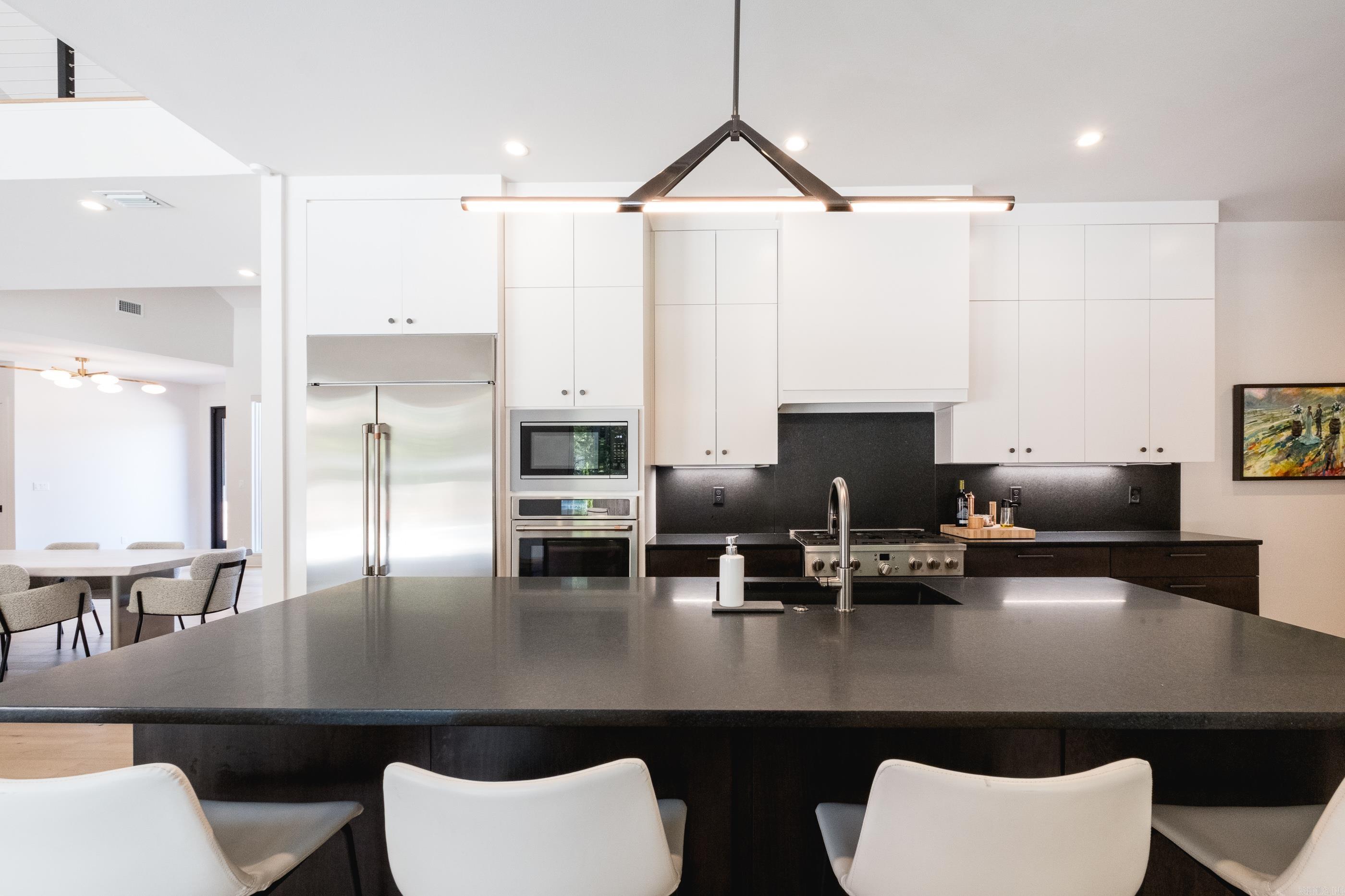 CHENAL VALLEY ABINGTON COURT - Residential