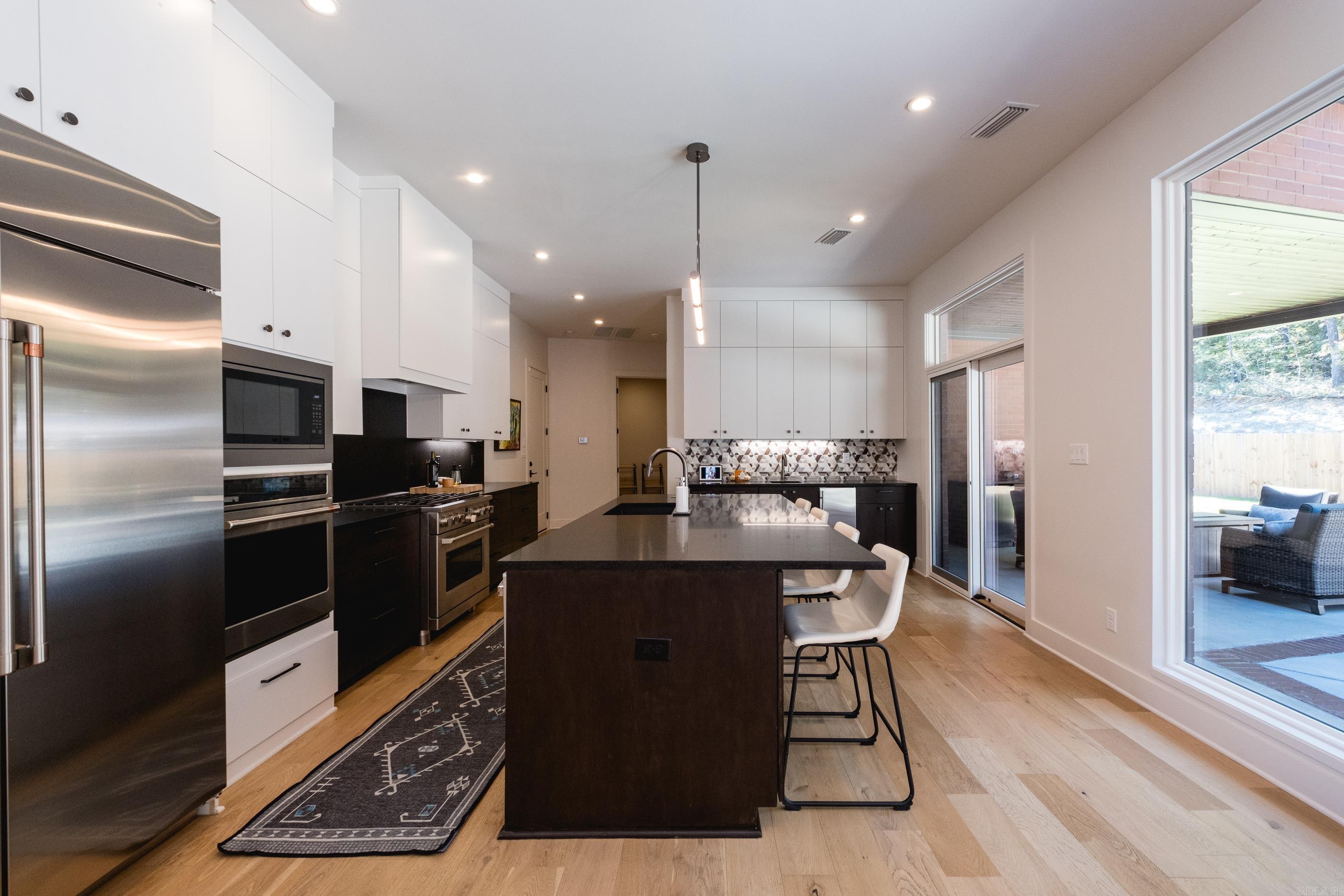 CHENAL VALLEY ABINGTON COURT - Residential