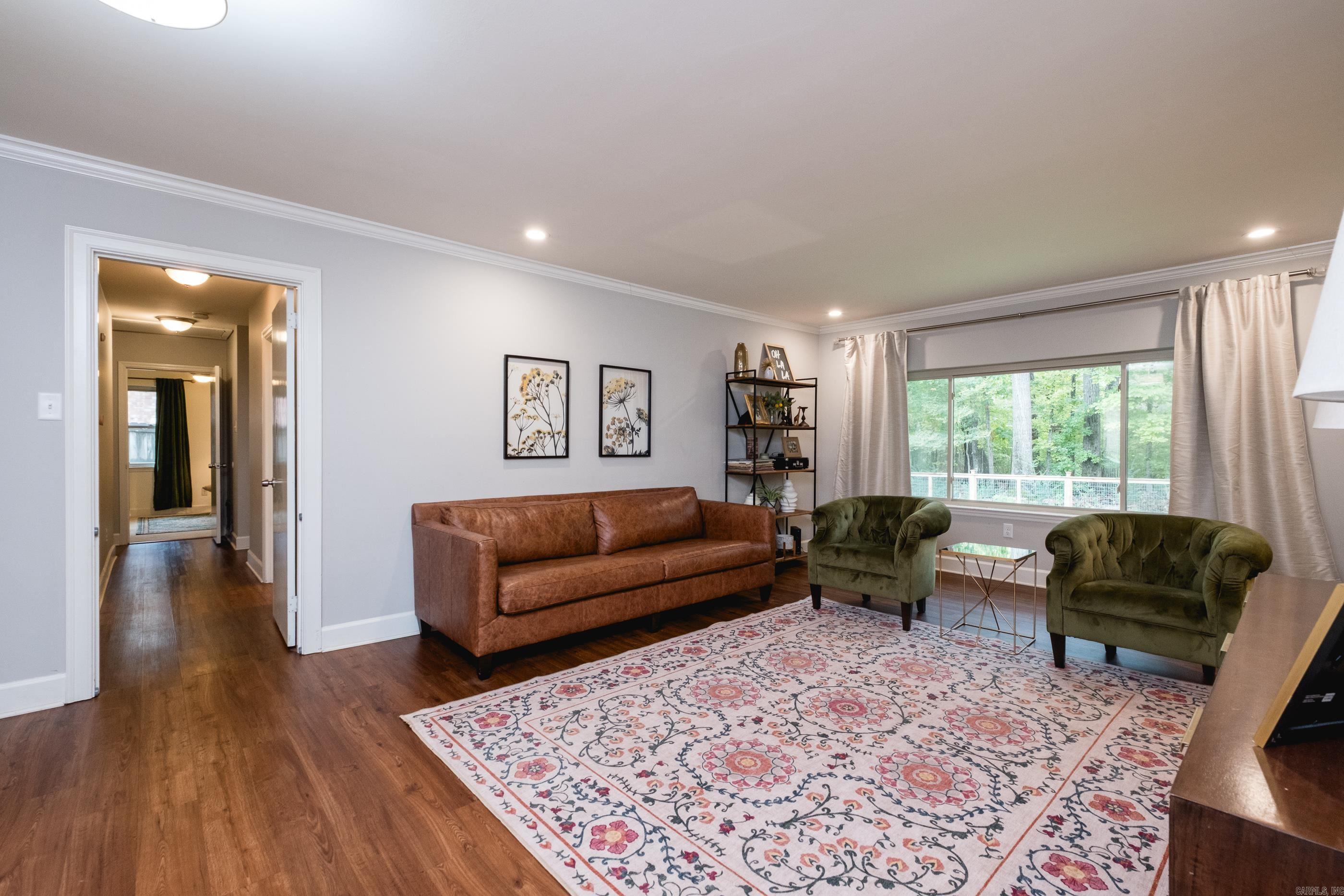 LEAWOOD HEIGHTS - Residential