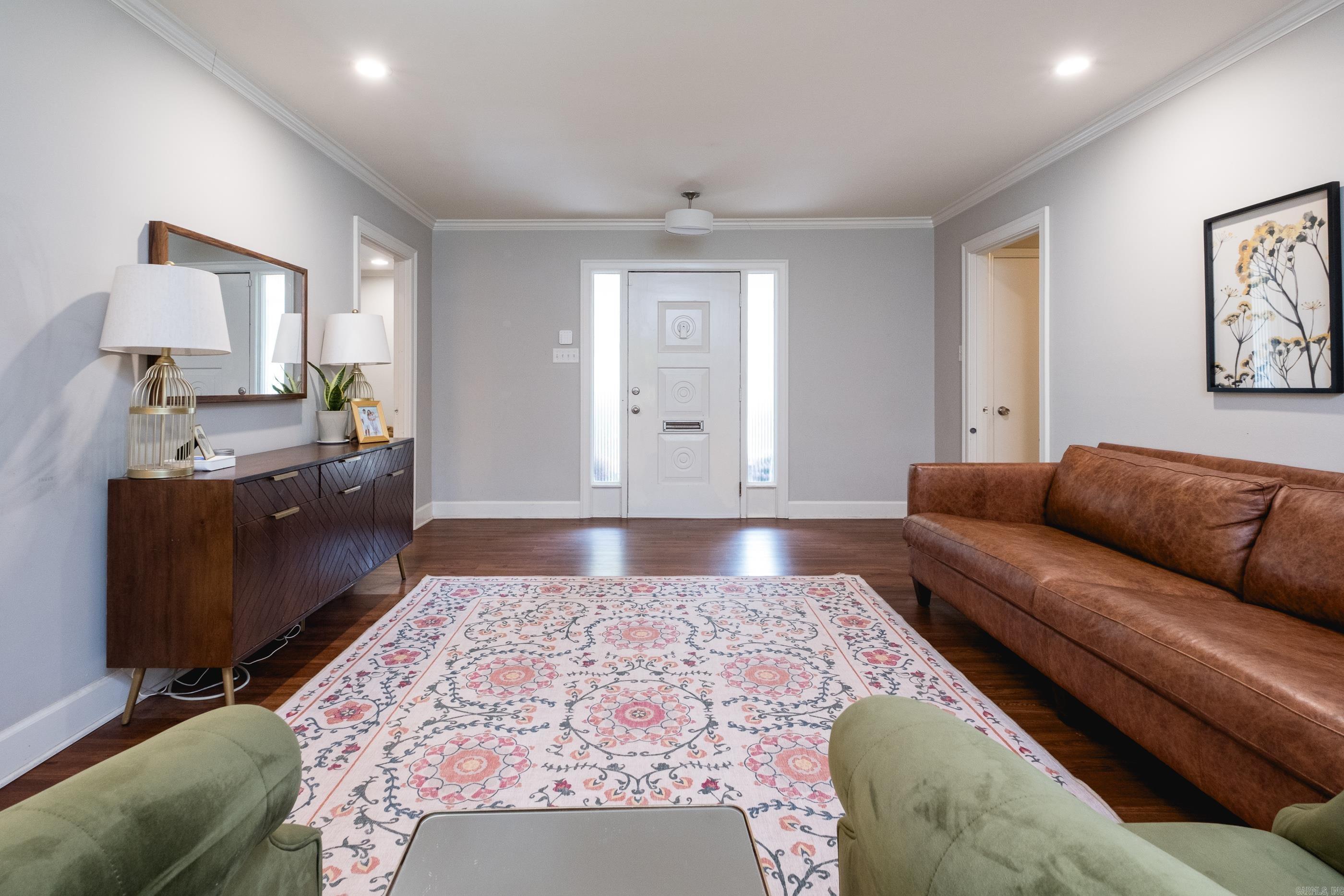 LEAWOOD HEIGHTS - Residential