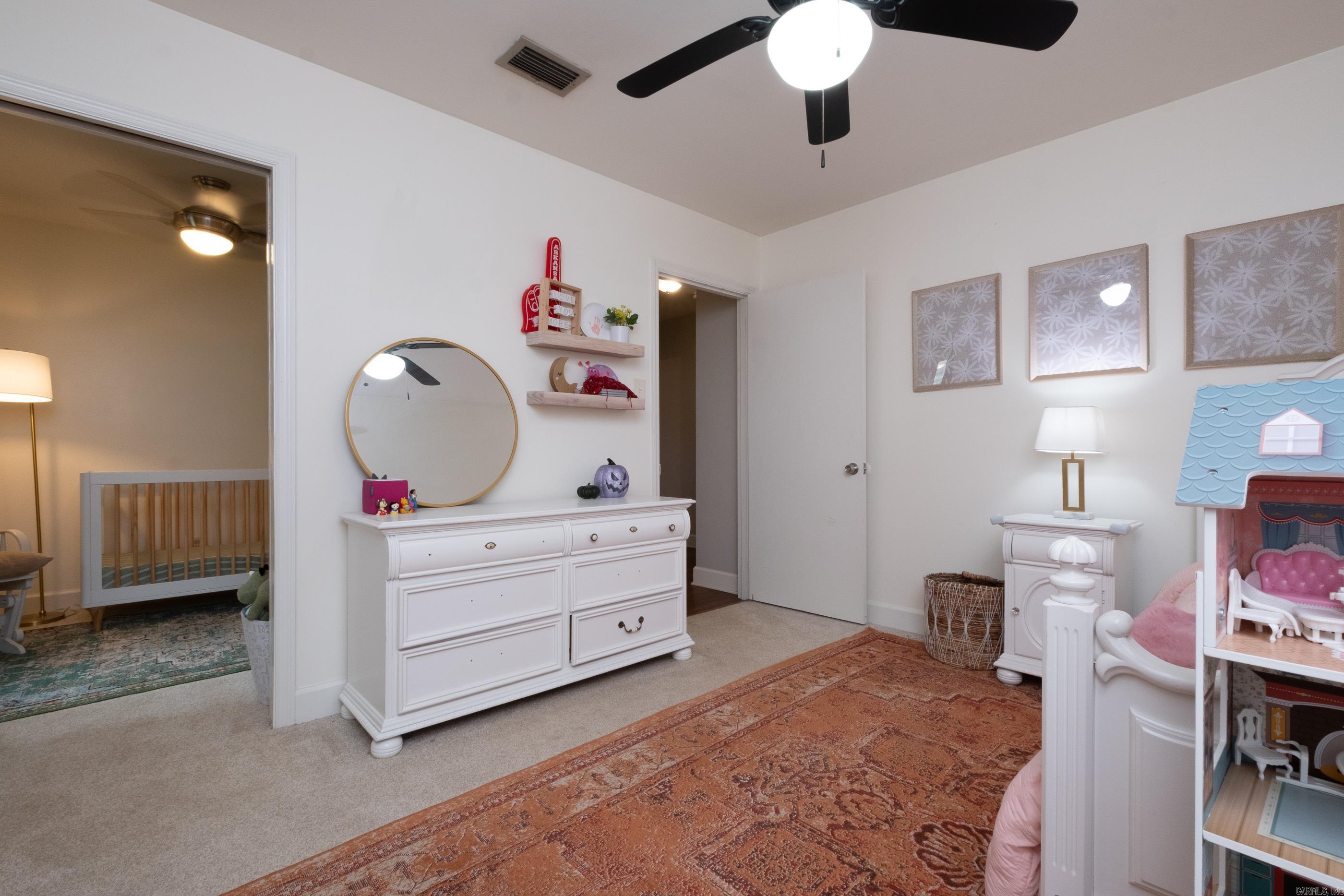 LEAWOOD HEIGHTS - Residential