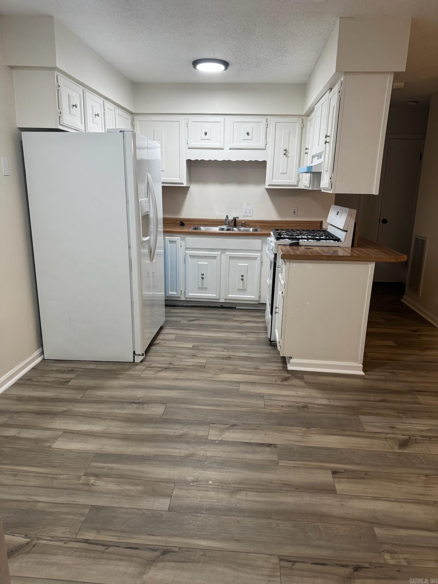 SINGLETON RIDGE - Residential