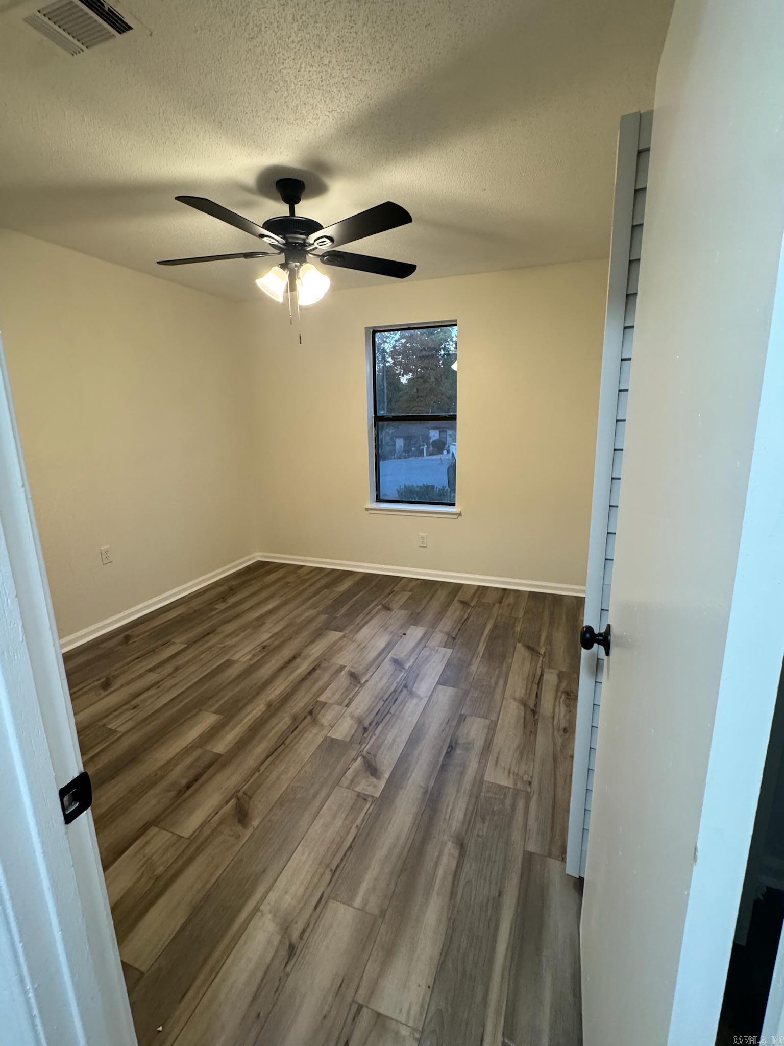 SINGLETON RIDGE - Residential