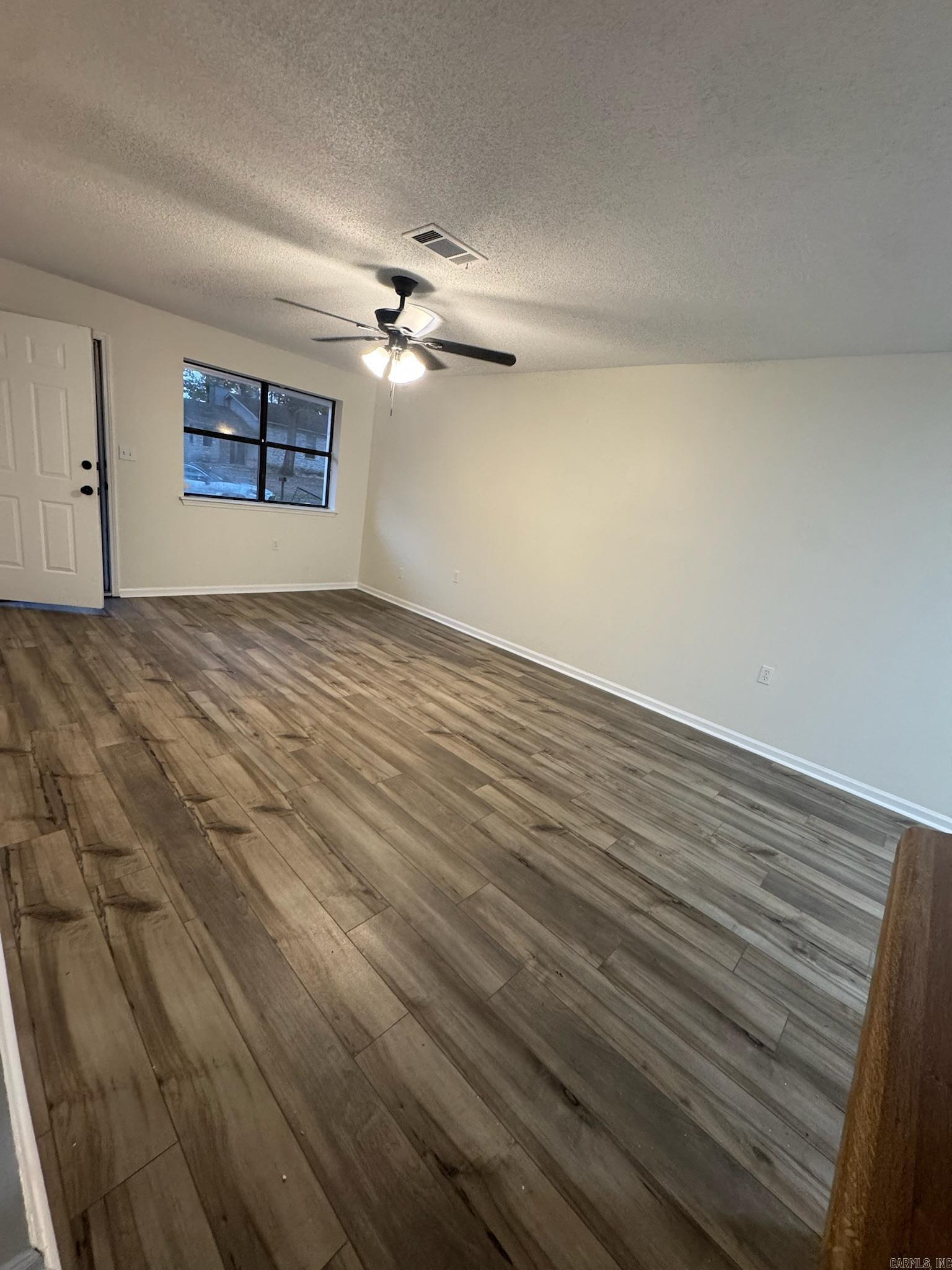 SINGLETON RIDGE - Residential