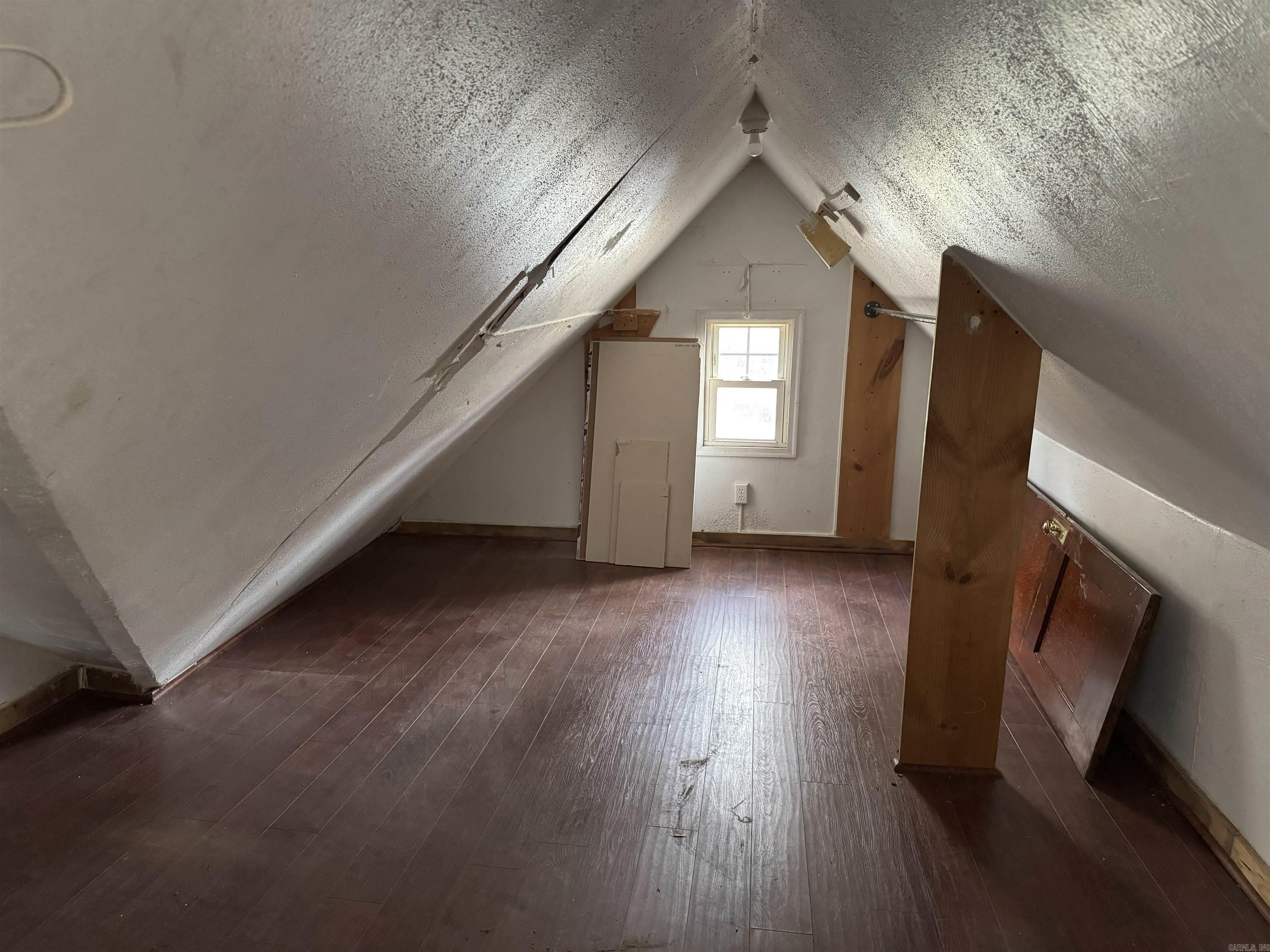 CITY OF LR L12 - Residential