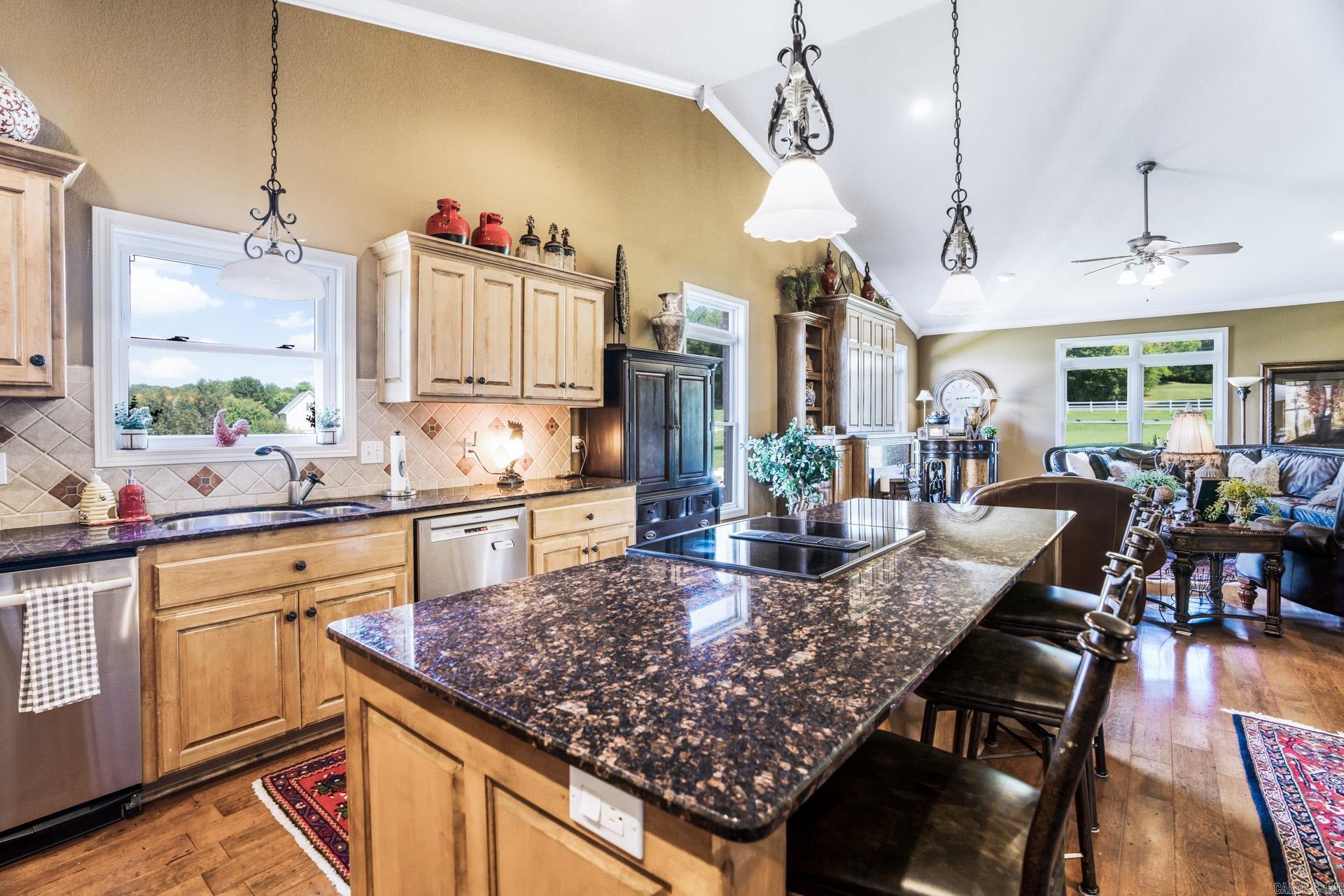 RIVER RANCH - Residential