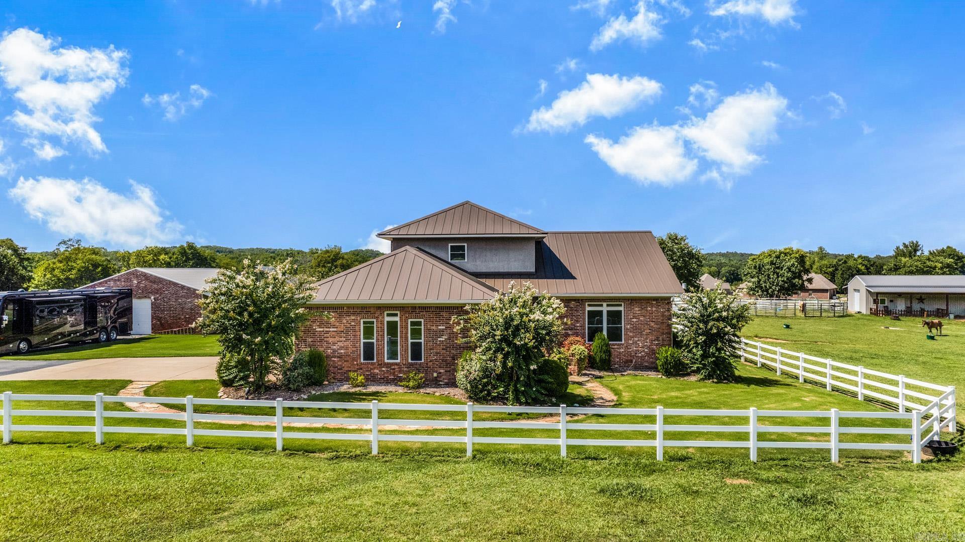 RIVER RANCH - Residential