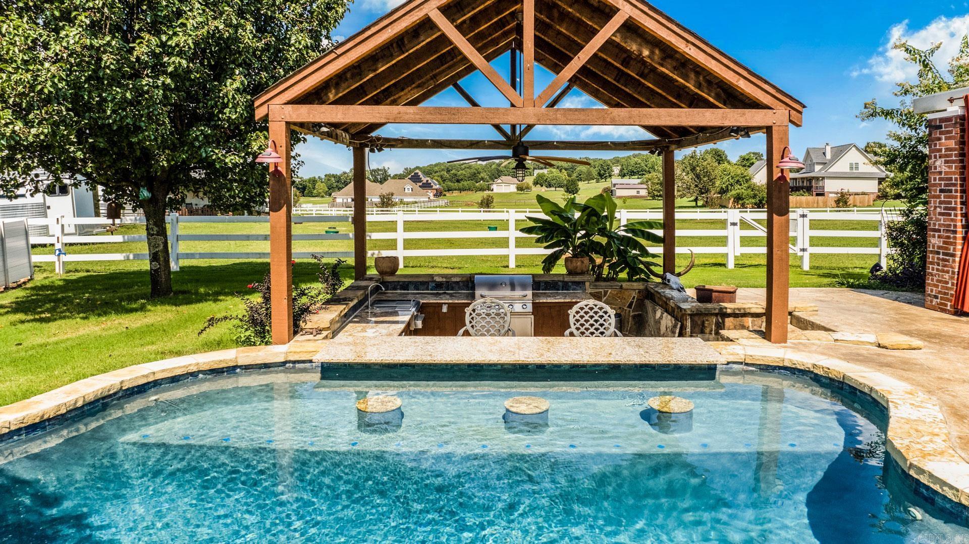 RIVER RANCH - Residential