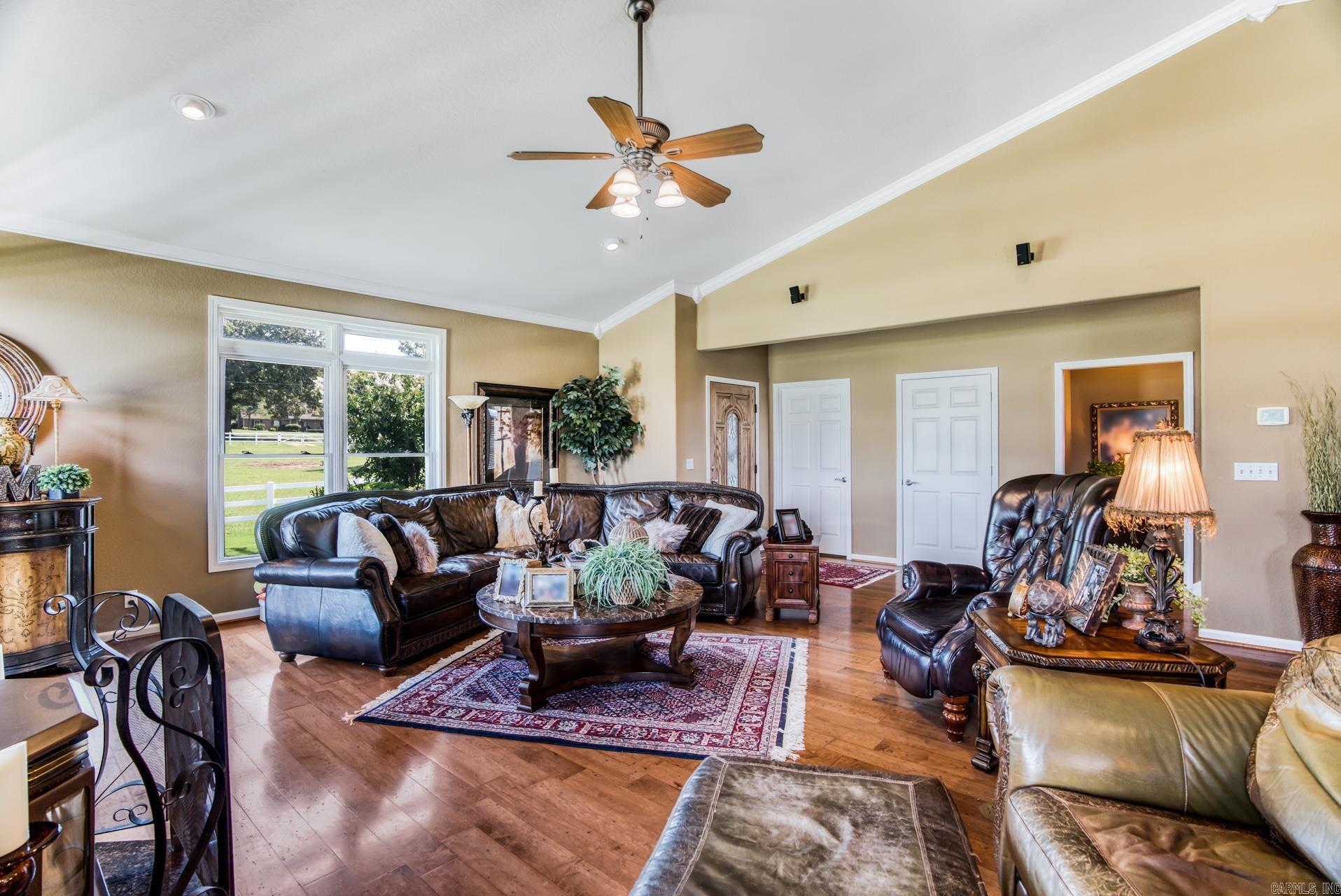 RIVER RANCH - Residential