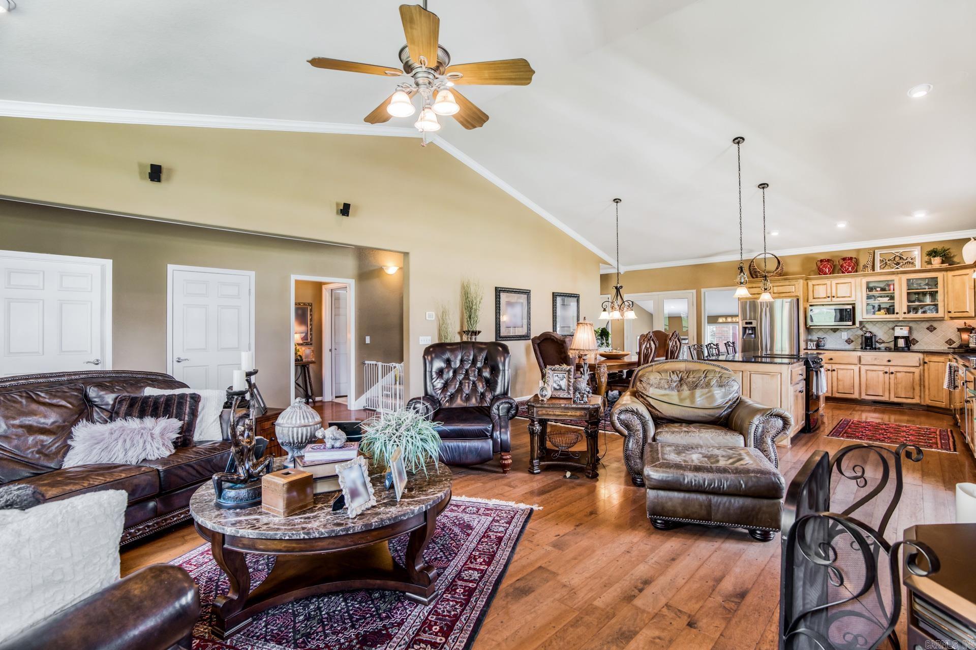 RIVER RANCH - Residential