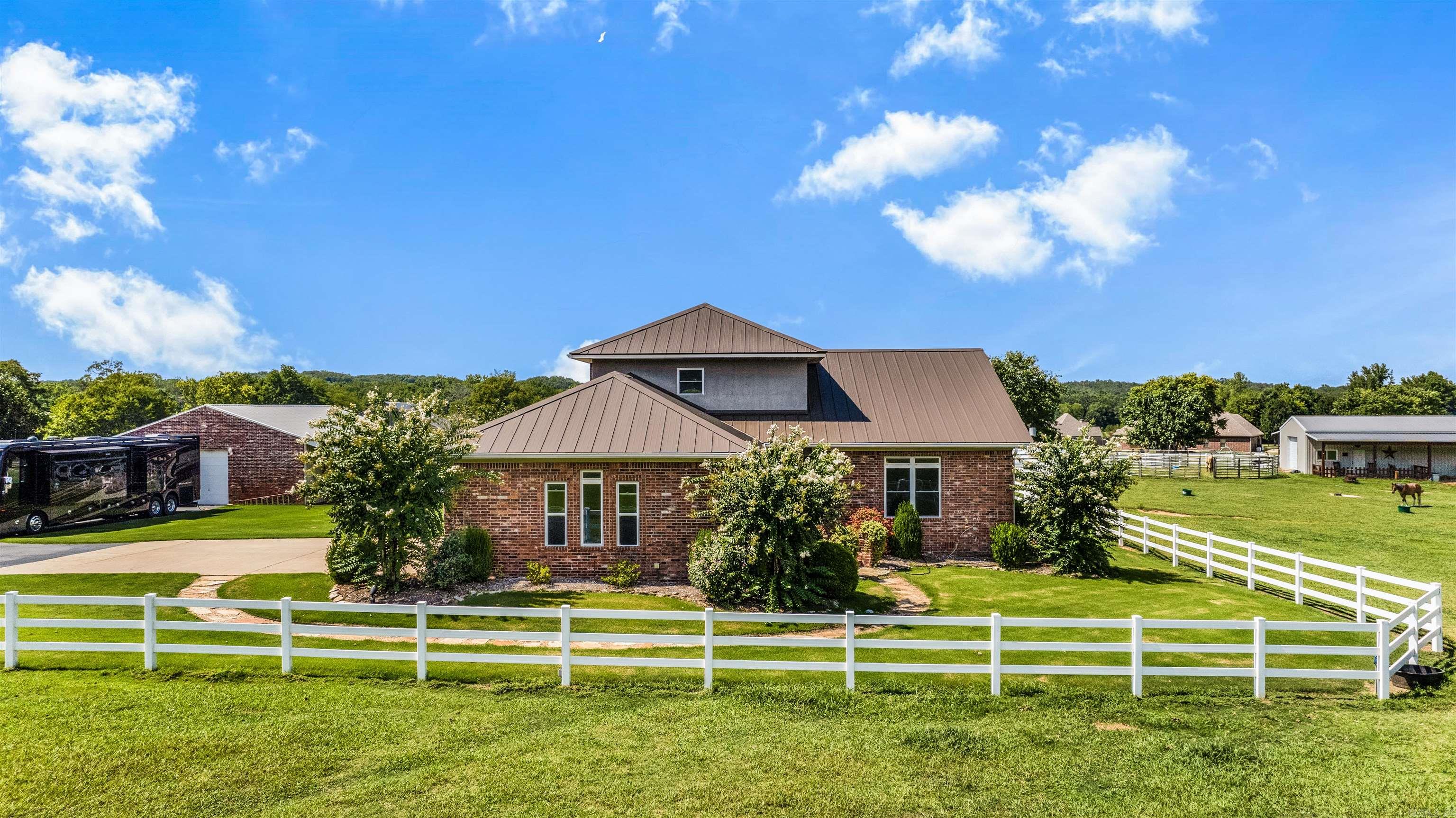 RIVER RANCH - Residential