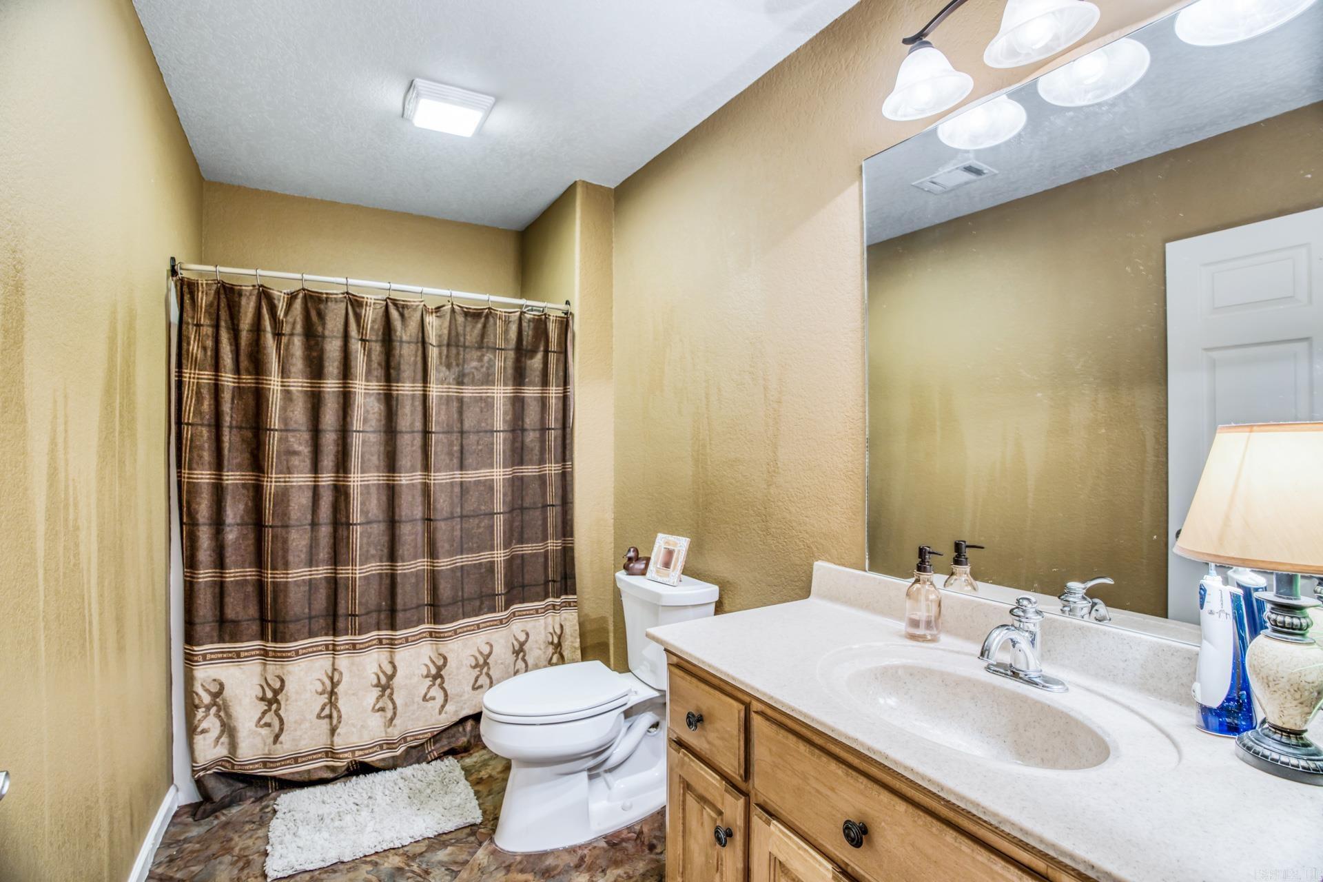 RIVER RANCH - Residential