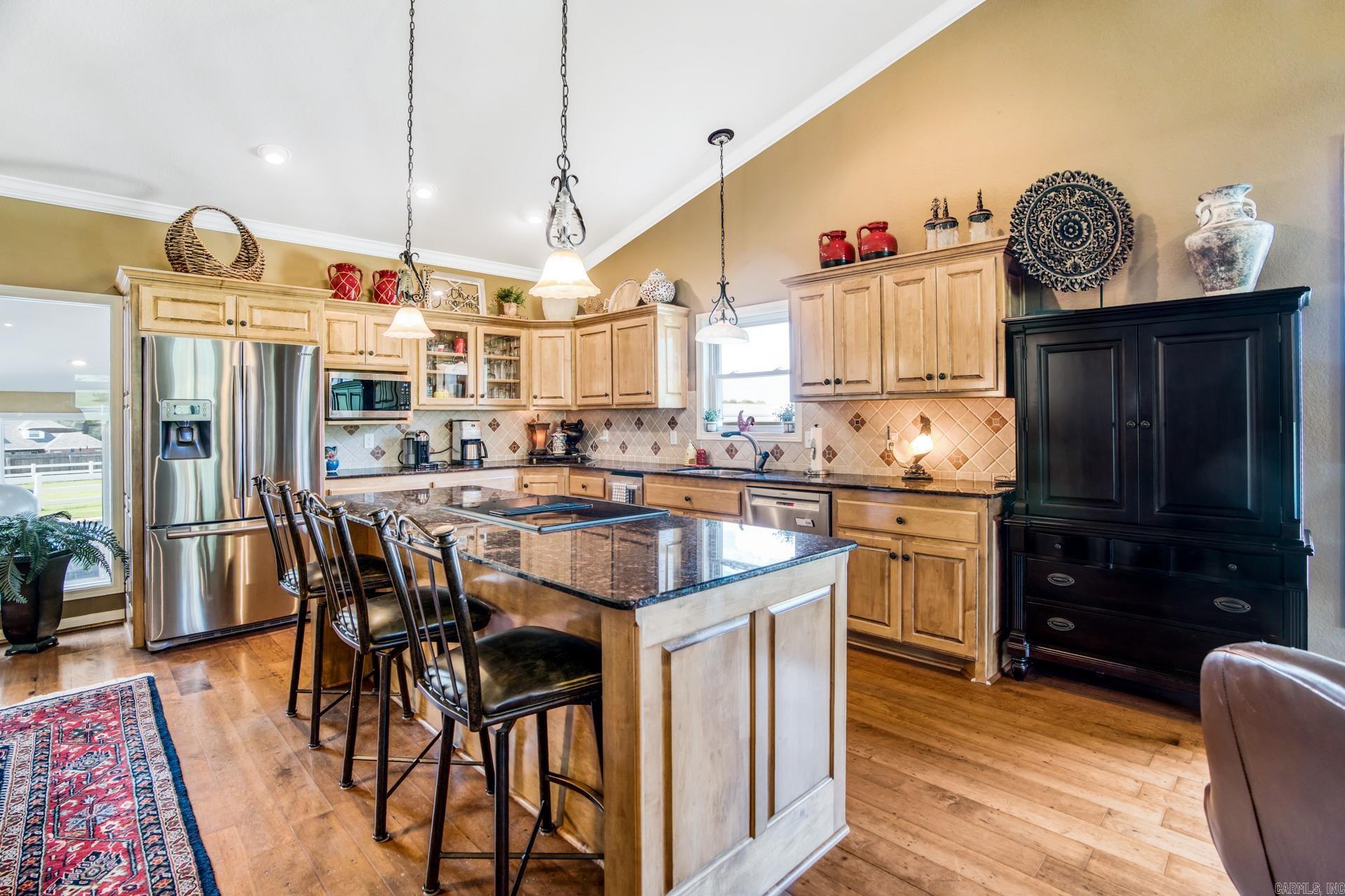 RIVER RANCH - Residential