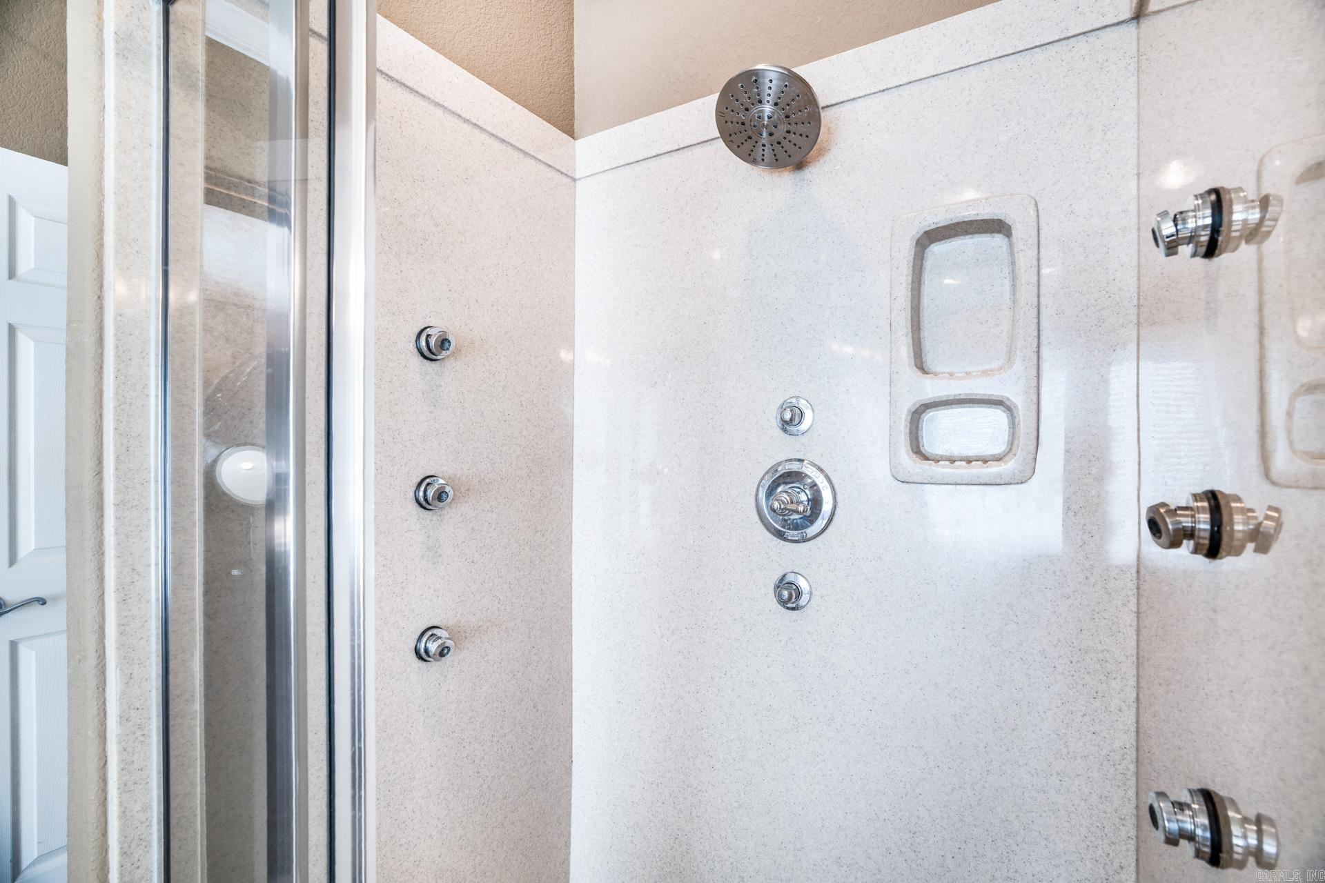 RIVER RANCH - Residential