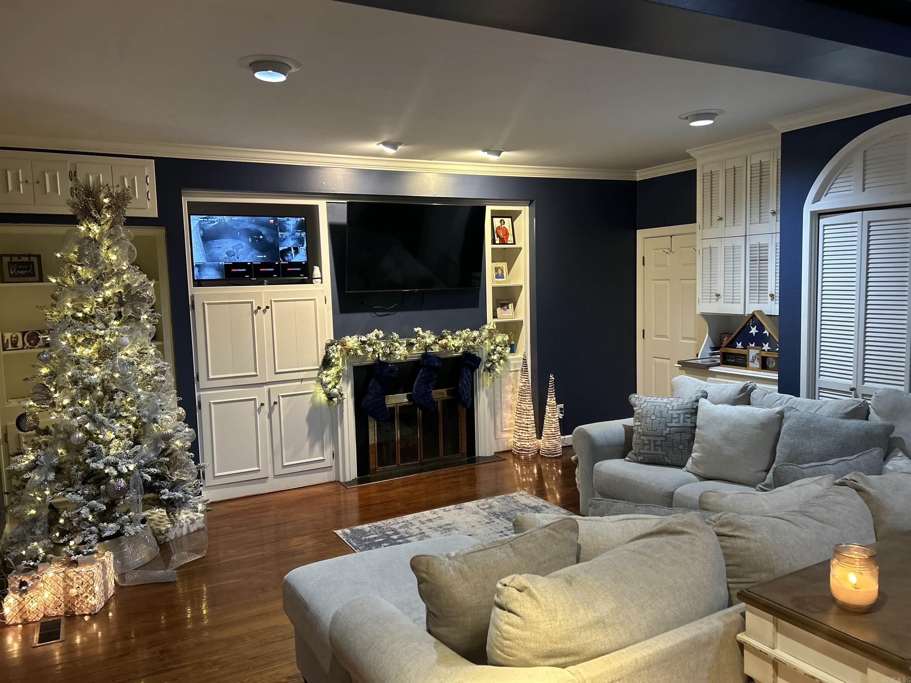 COUNTRY CLUB ADD - Residential