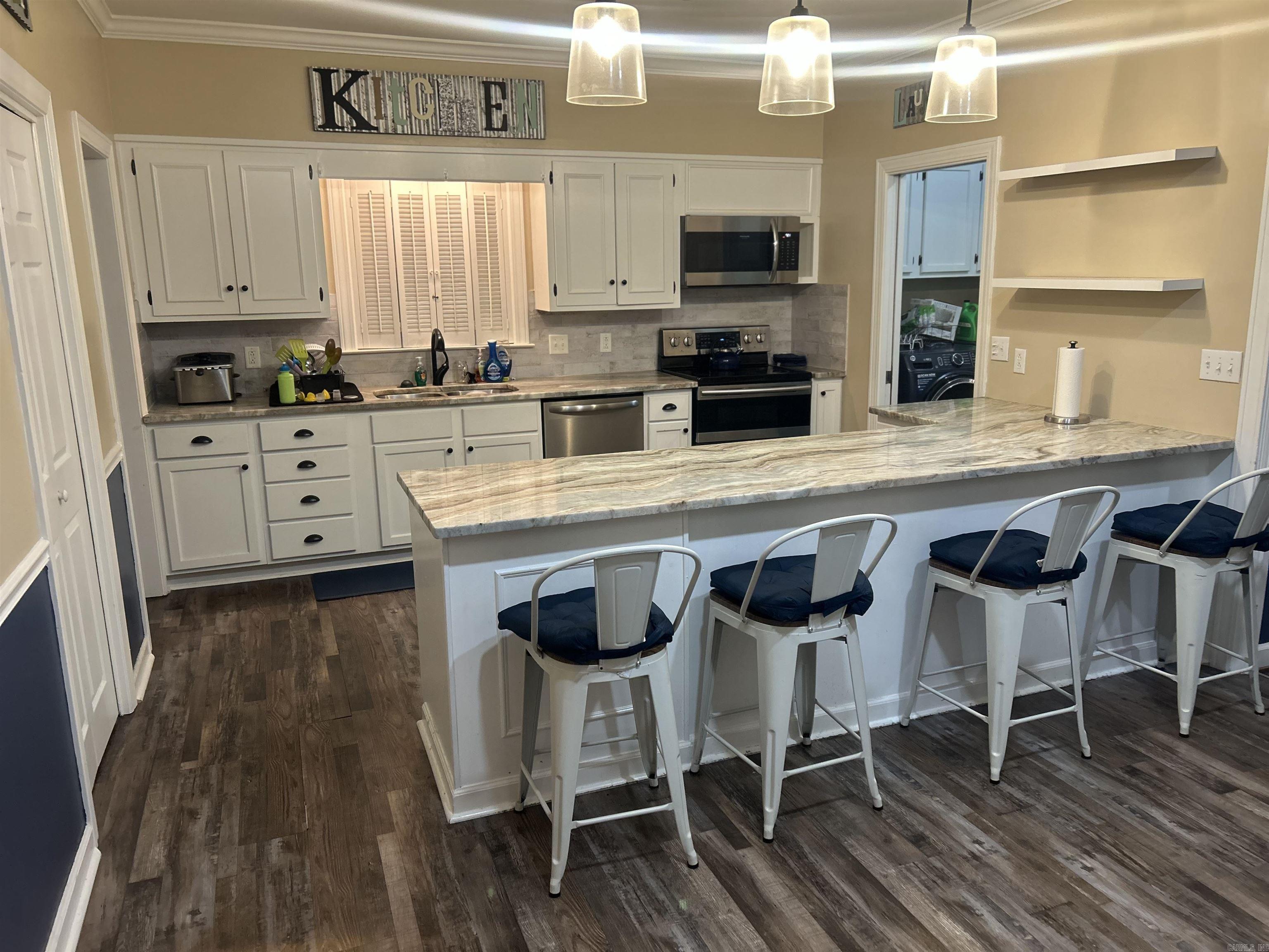 COUNTRY CLUB ADD - Residential