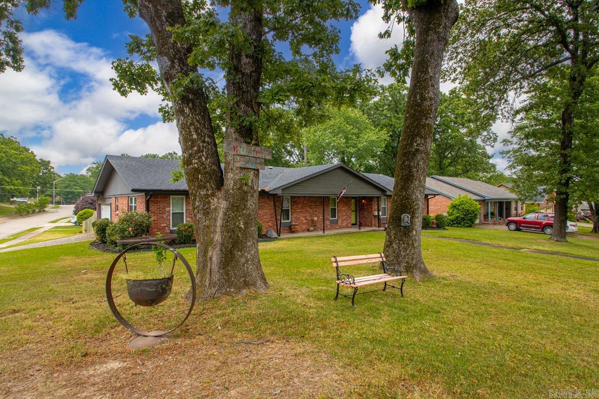 LAKEWOOD - Residential