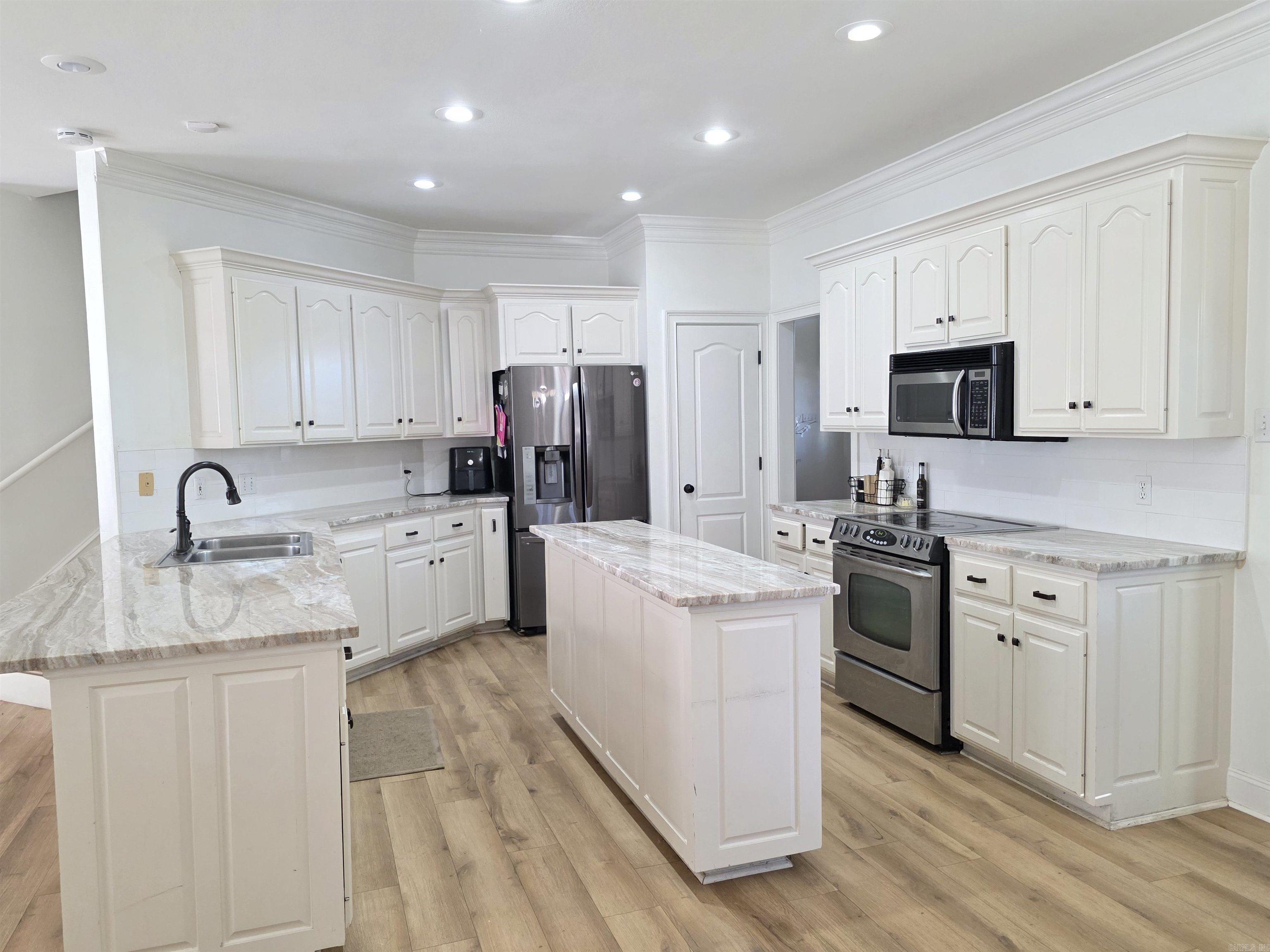 ST CHARLES PLACE - Residential