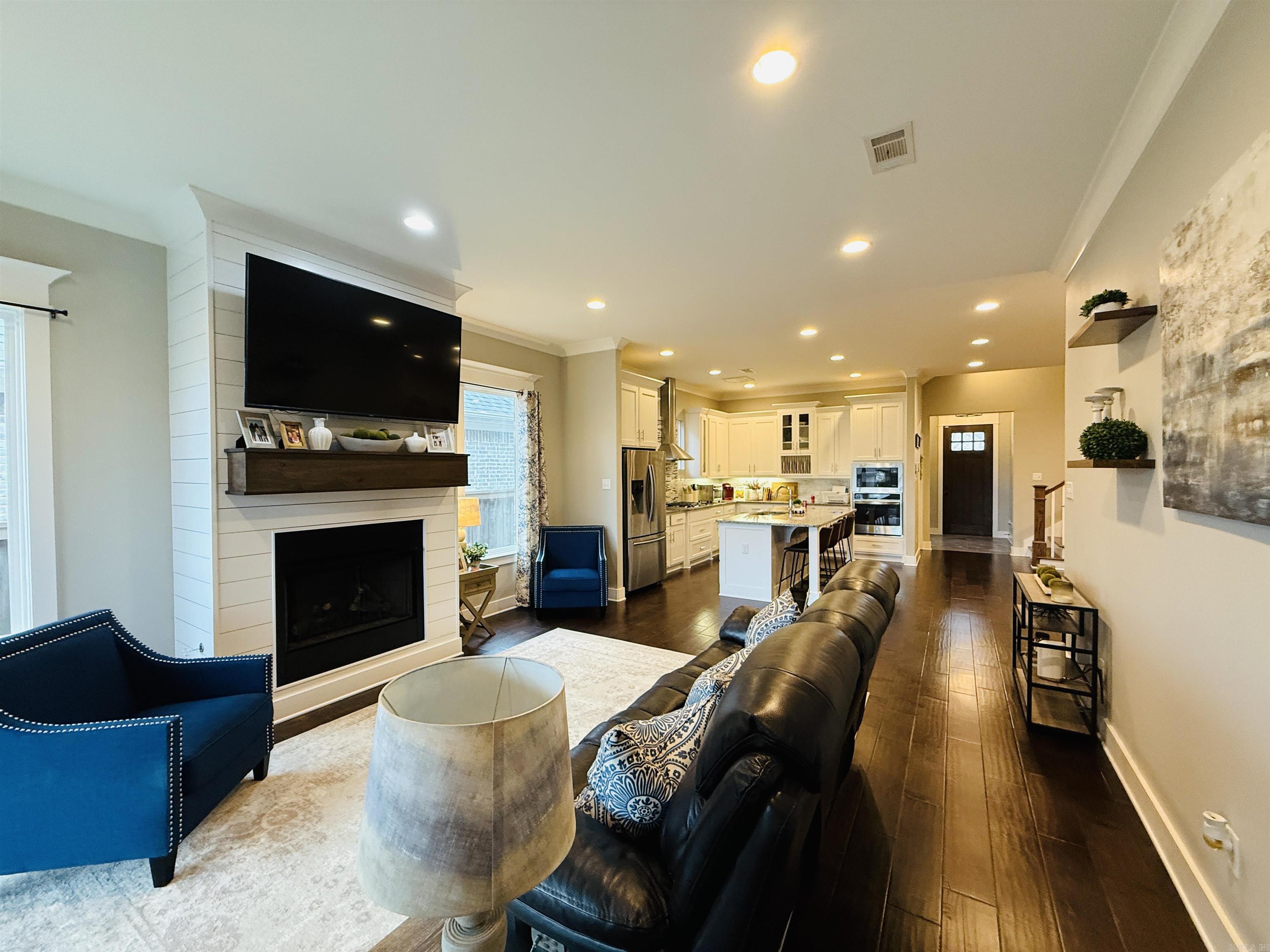 WILDWOOD PLACE - Residential