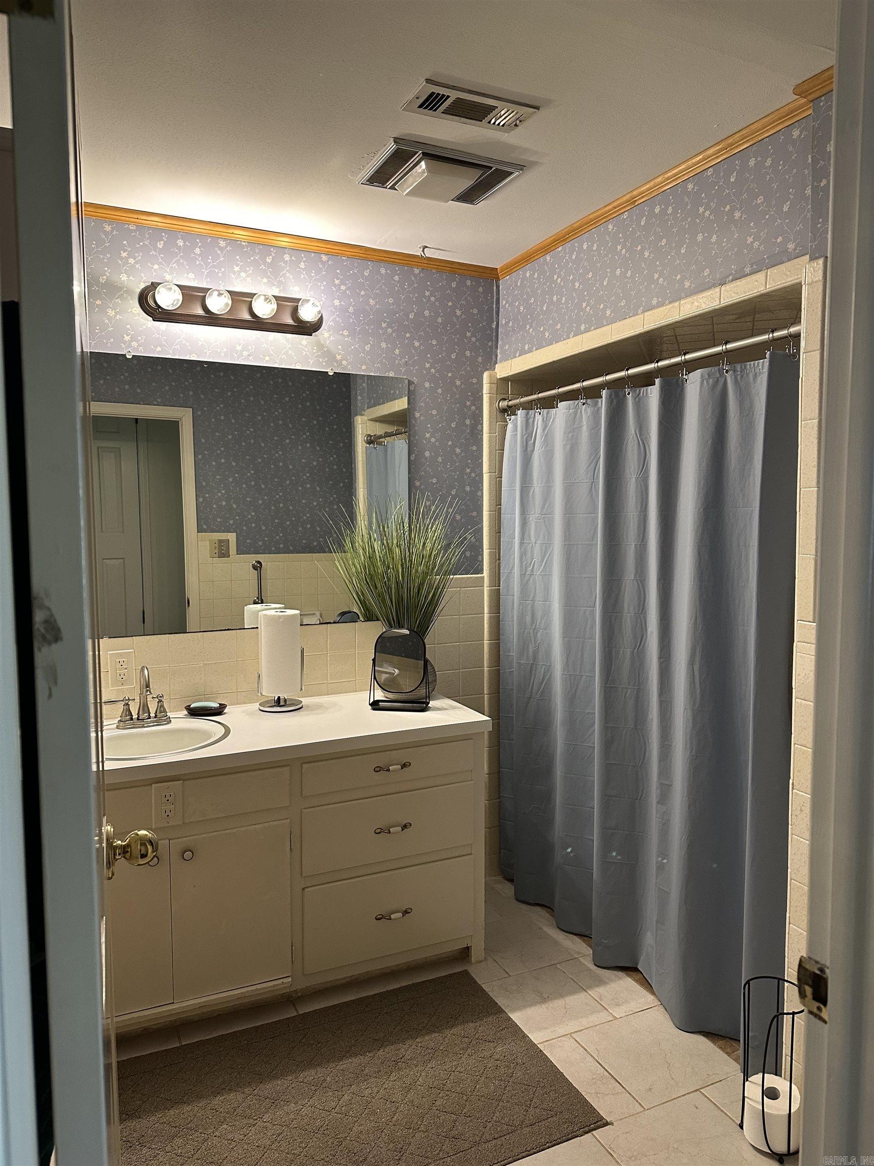 Colonial Heights - Residential