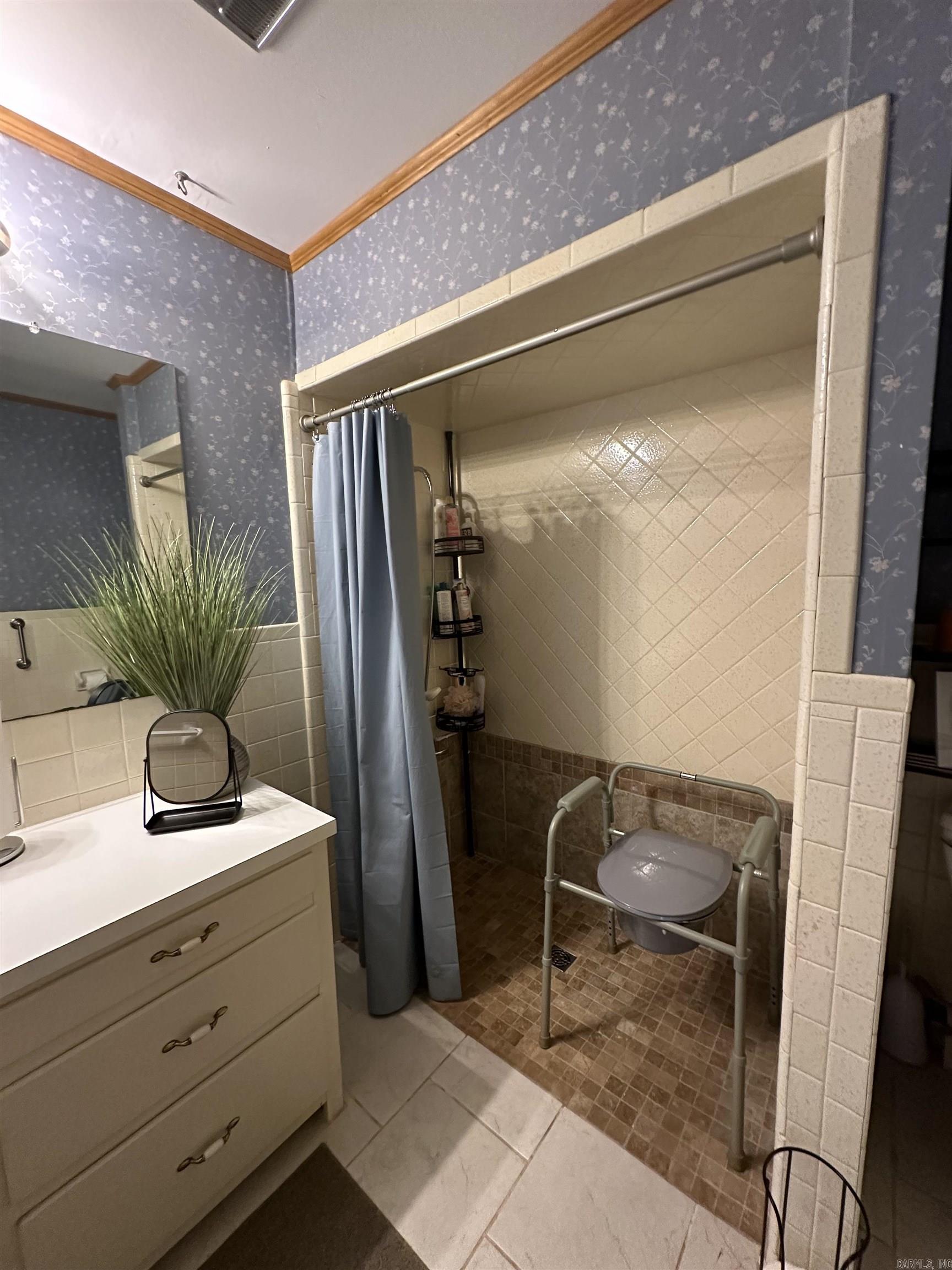 Colonial Heights - Residential