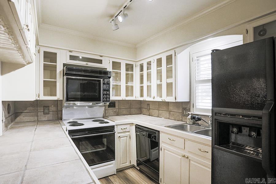 CAMBRIDGE PLACE HPR - Residential