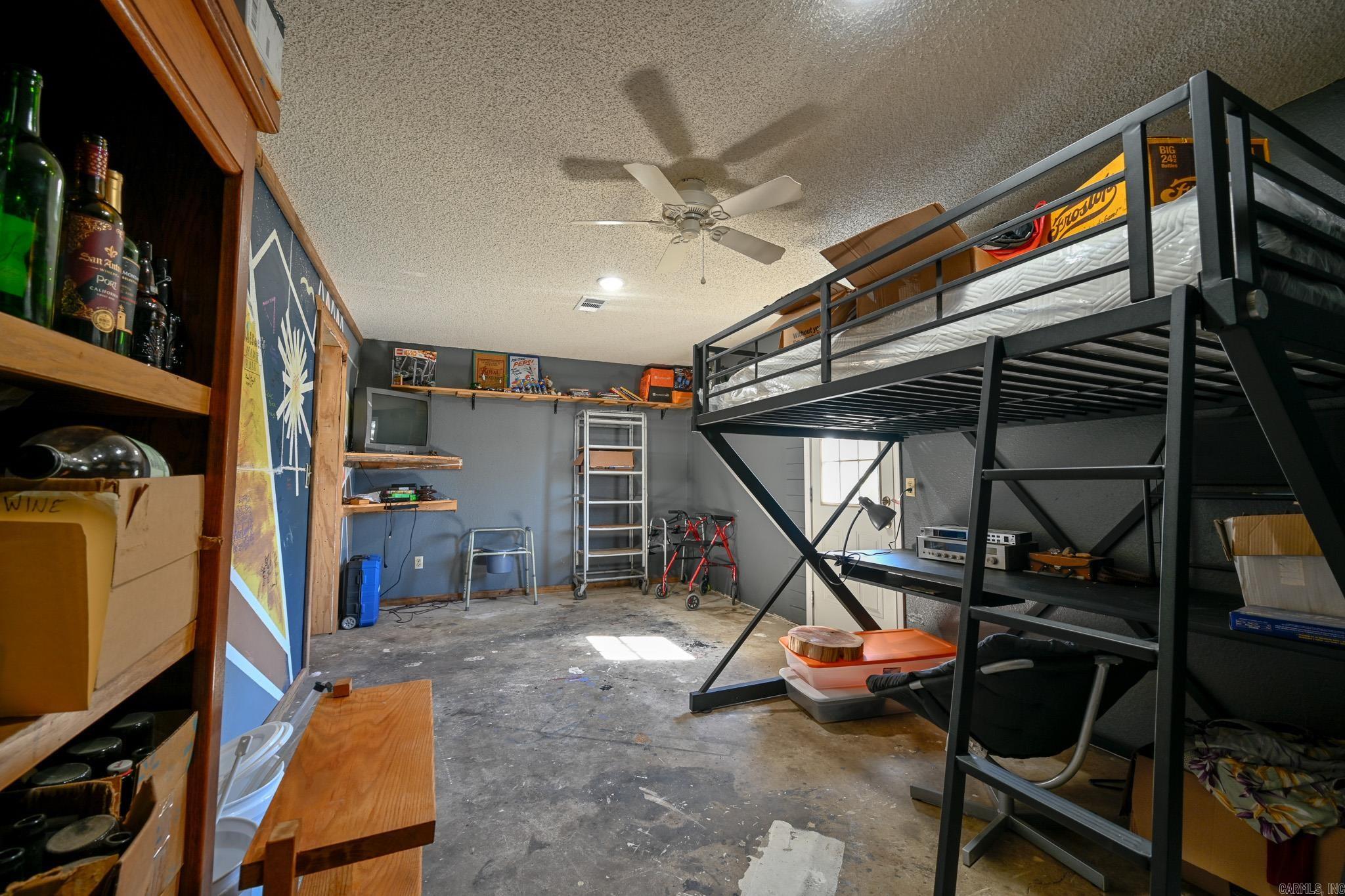 Riales - Residential