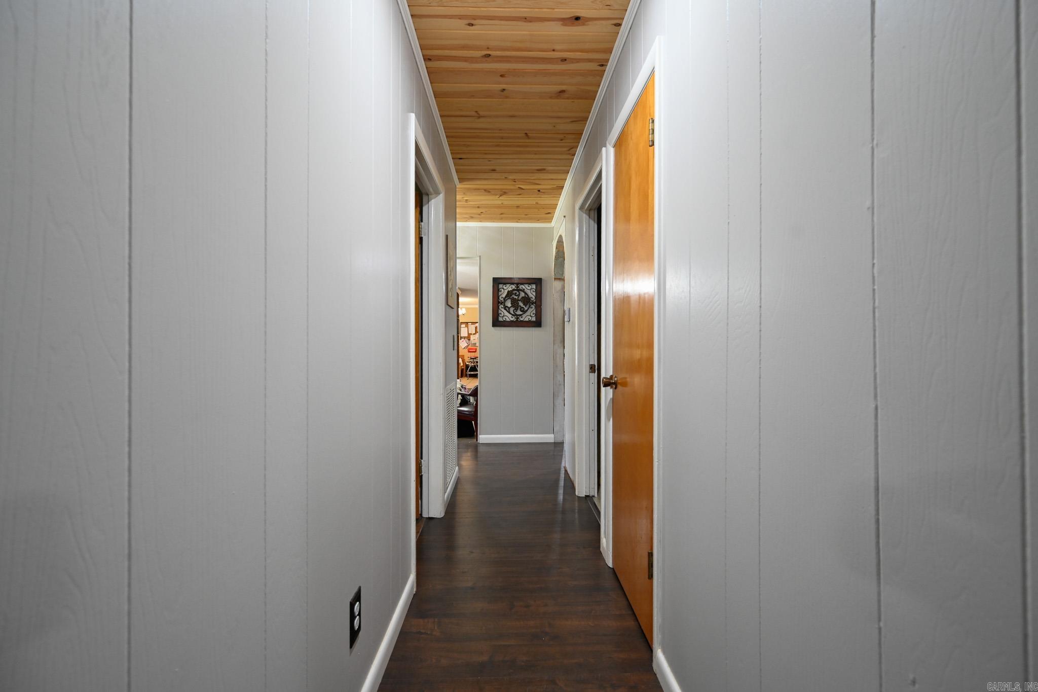 Riales - Residential