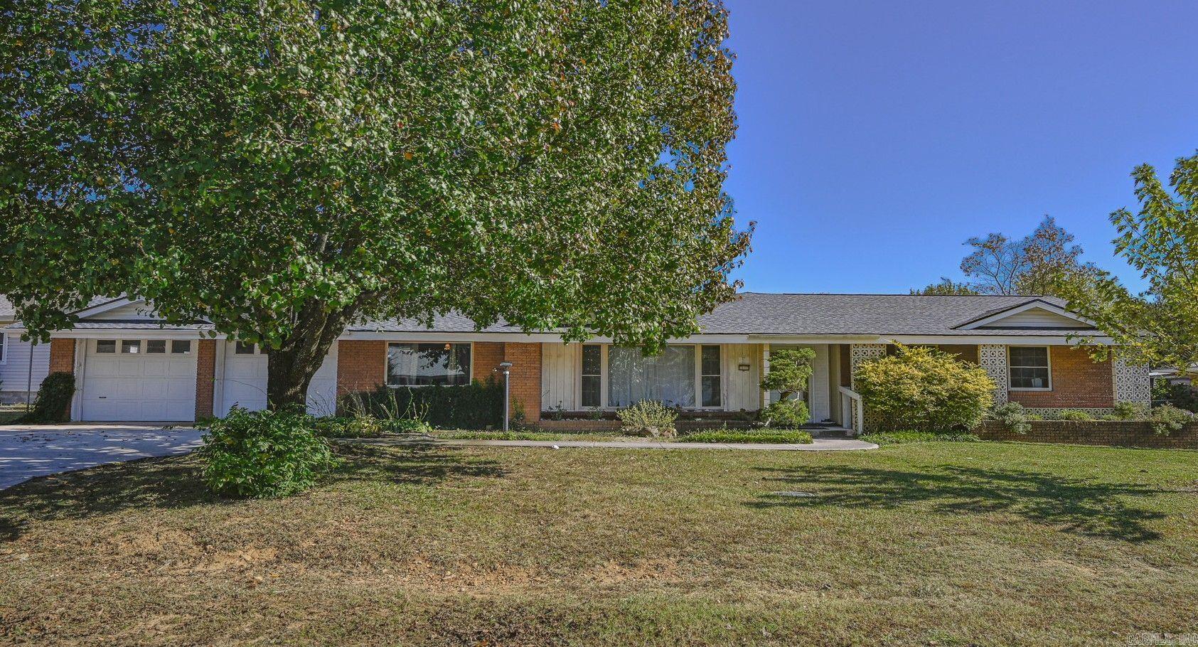 Riales - Residential