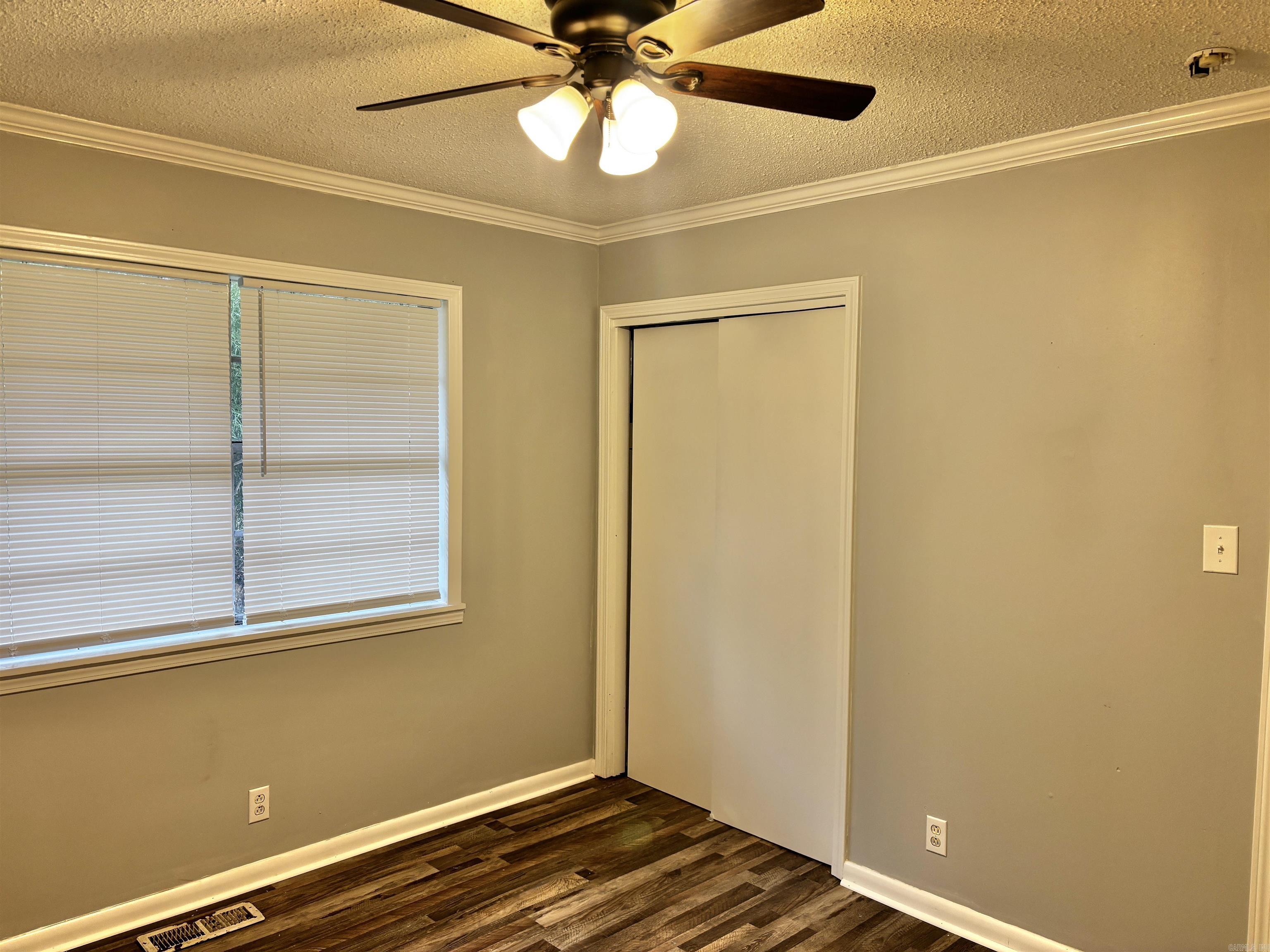 IRVING ADDN - Residential