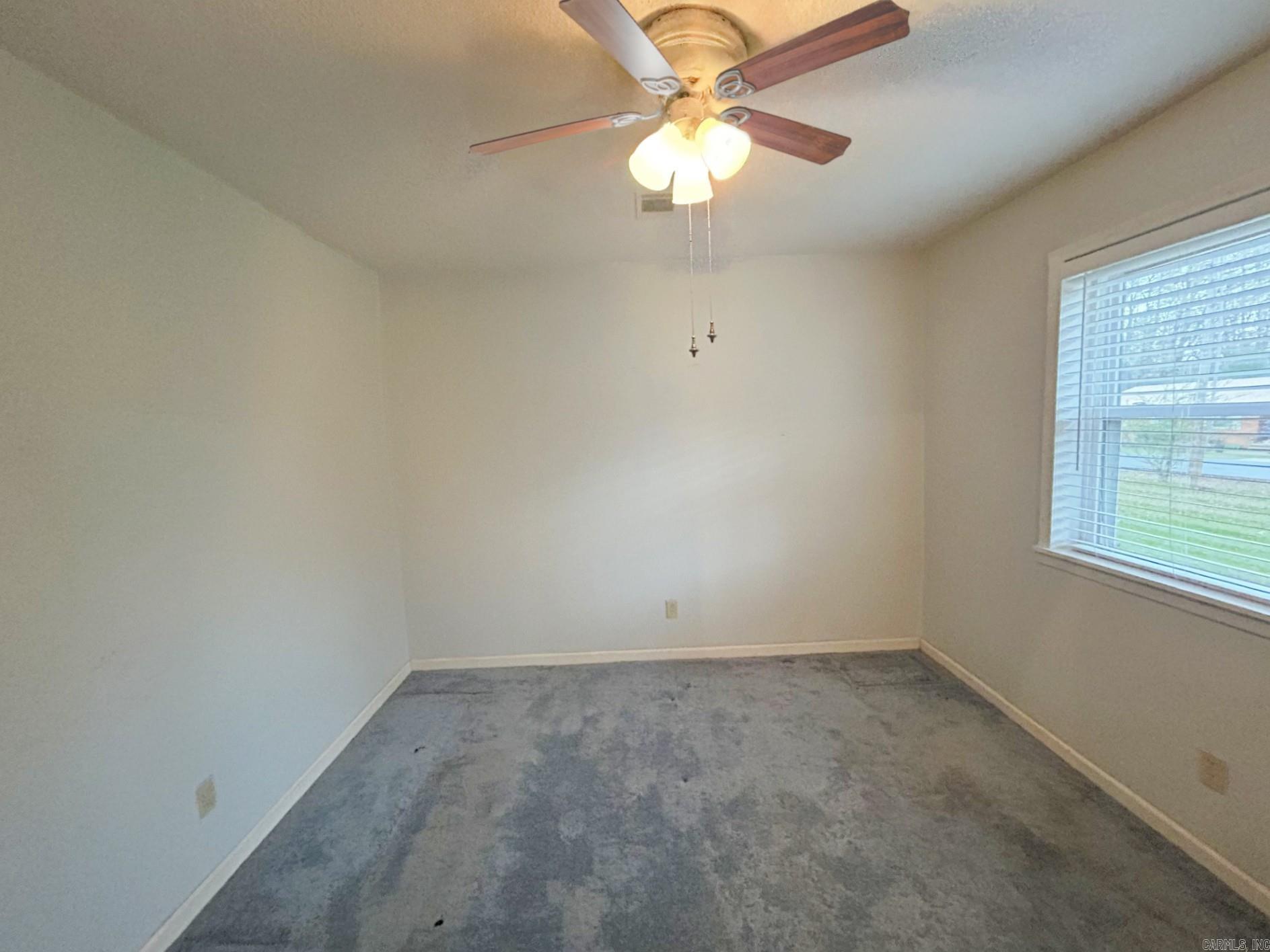 LAKE TOWN - Residential