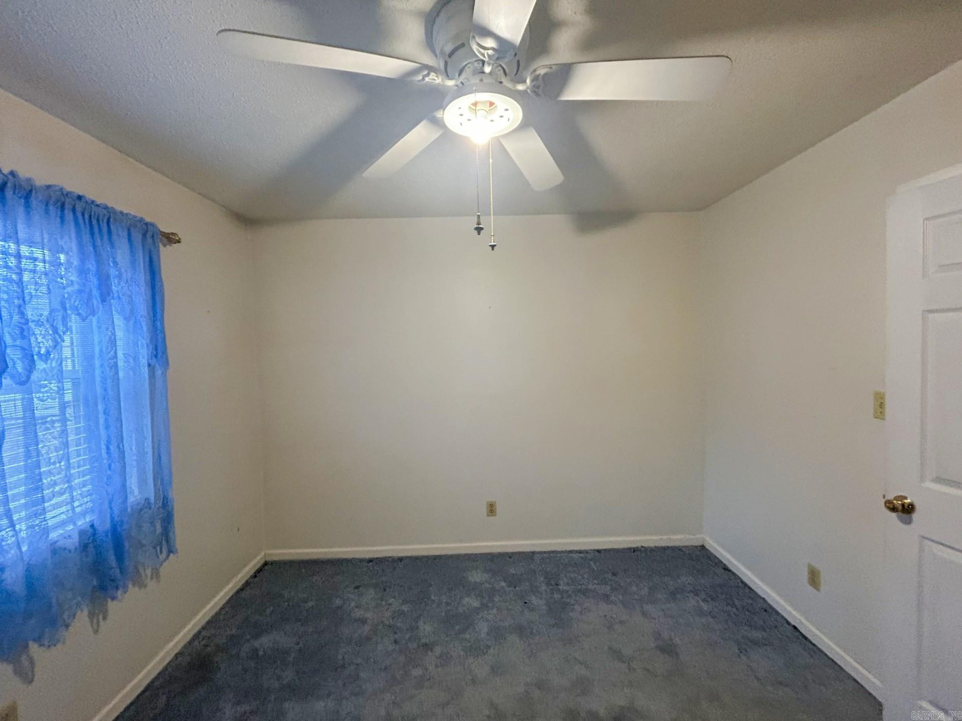 LAKE TOWN - Residential