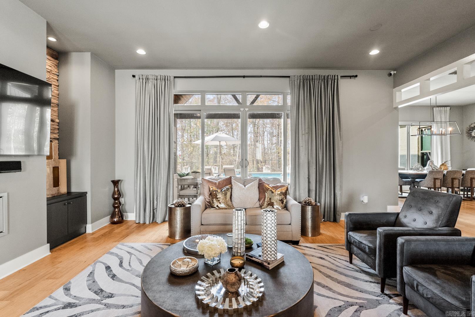 MAUMELLE VALLEY ESTATES - Residential